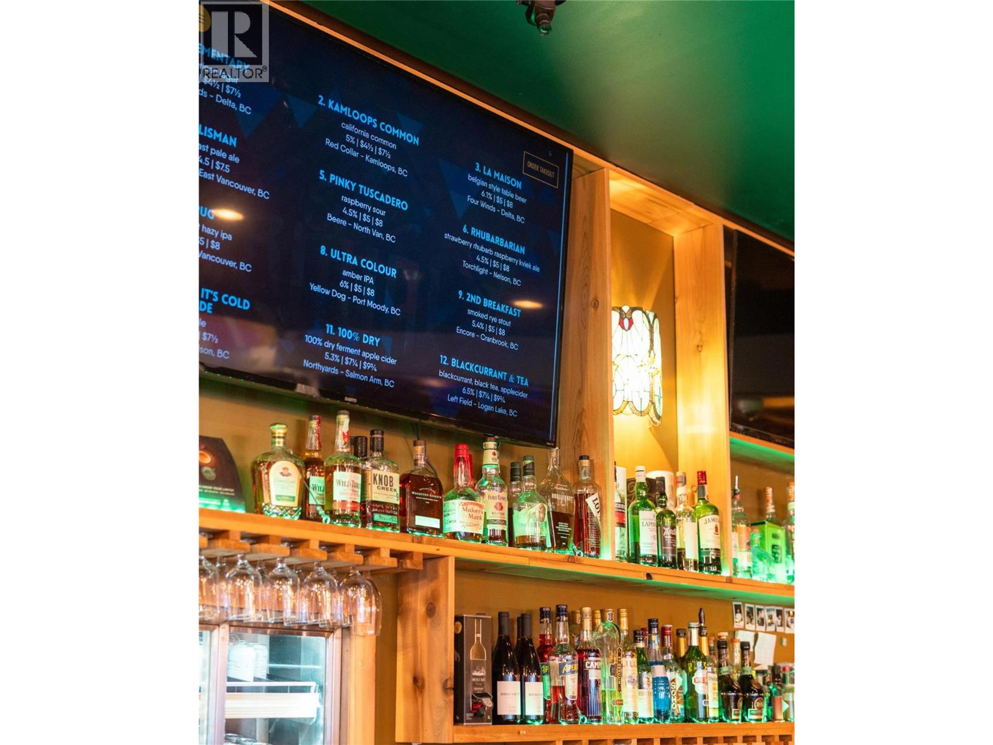 330 BAKER ST STREET - 17