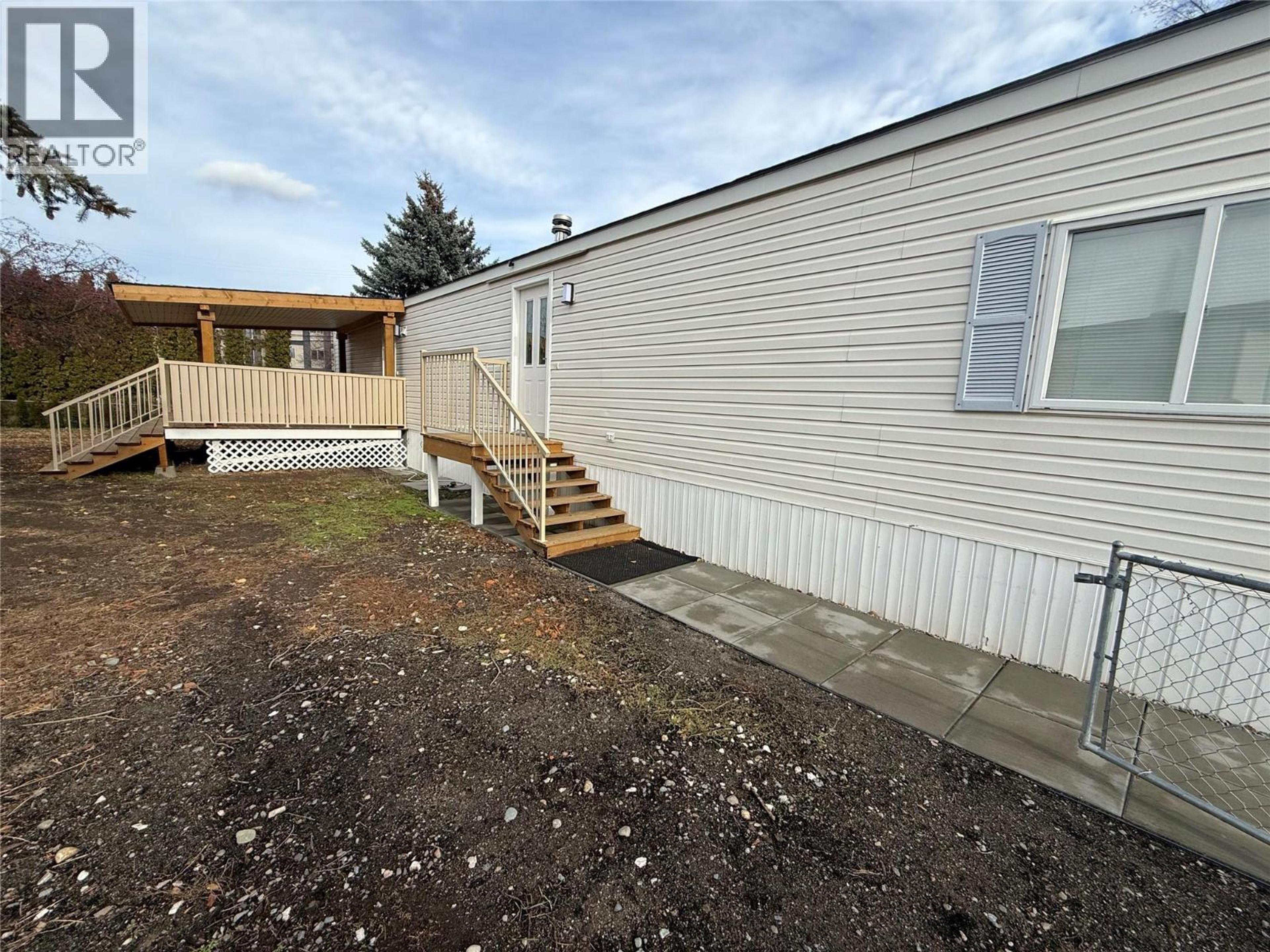 #12 2776 CLAPPERTON AVENUE - 22