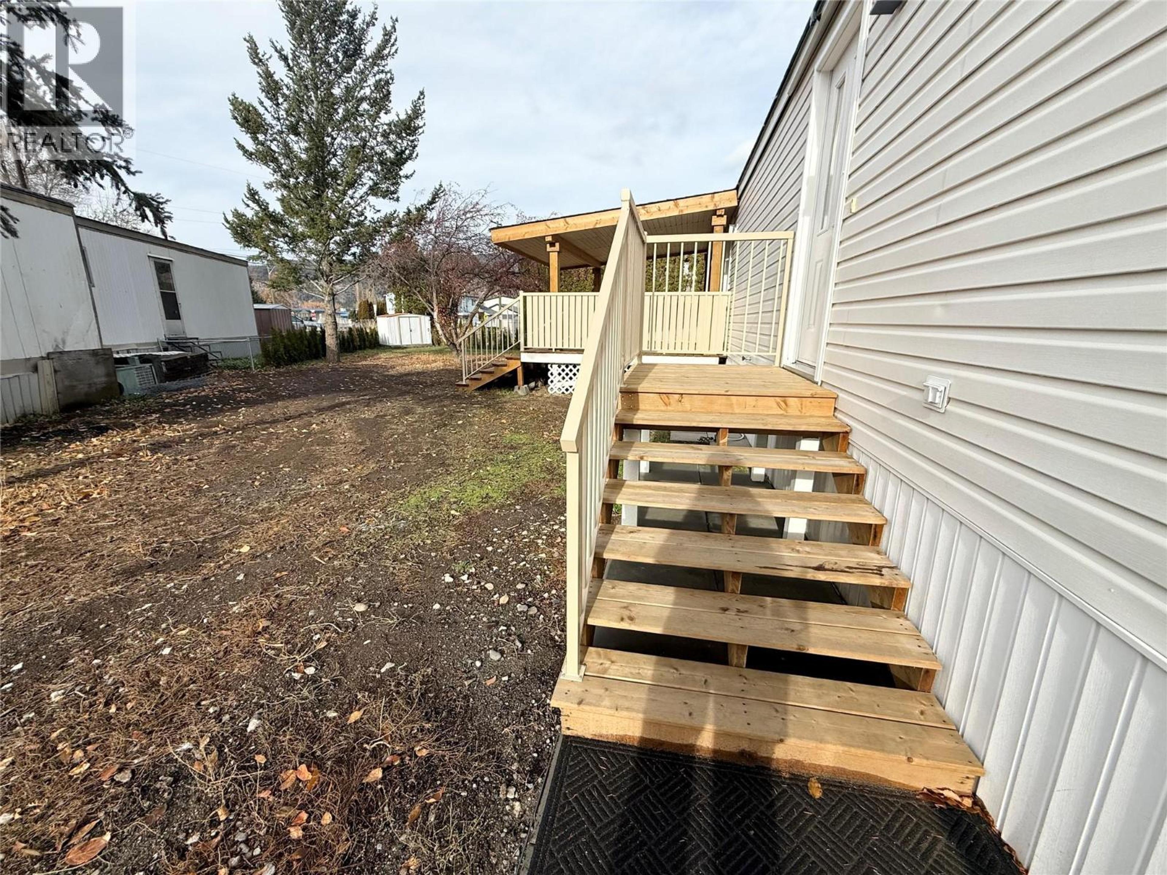 #12 2776 CLAPPERTON AVENUE - 24