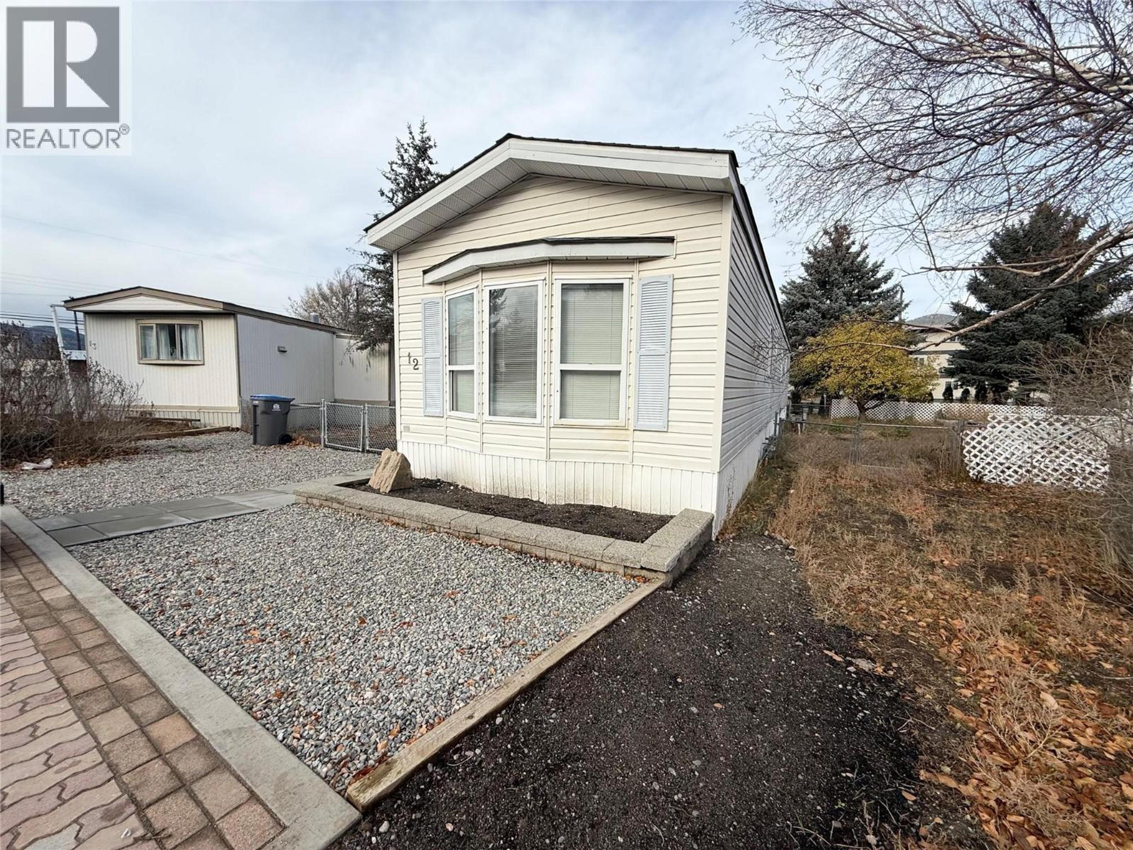 #12 2776 CLAPPERTON AVENUE - 27