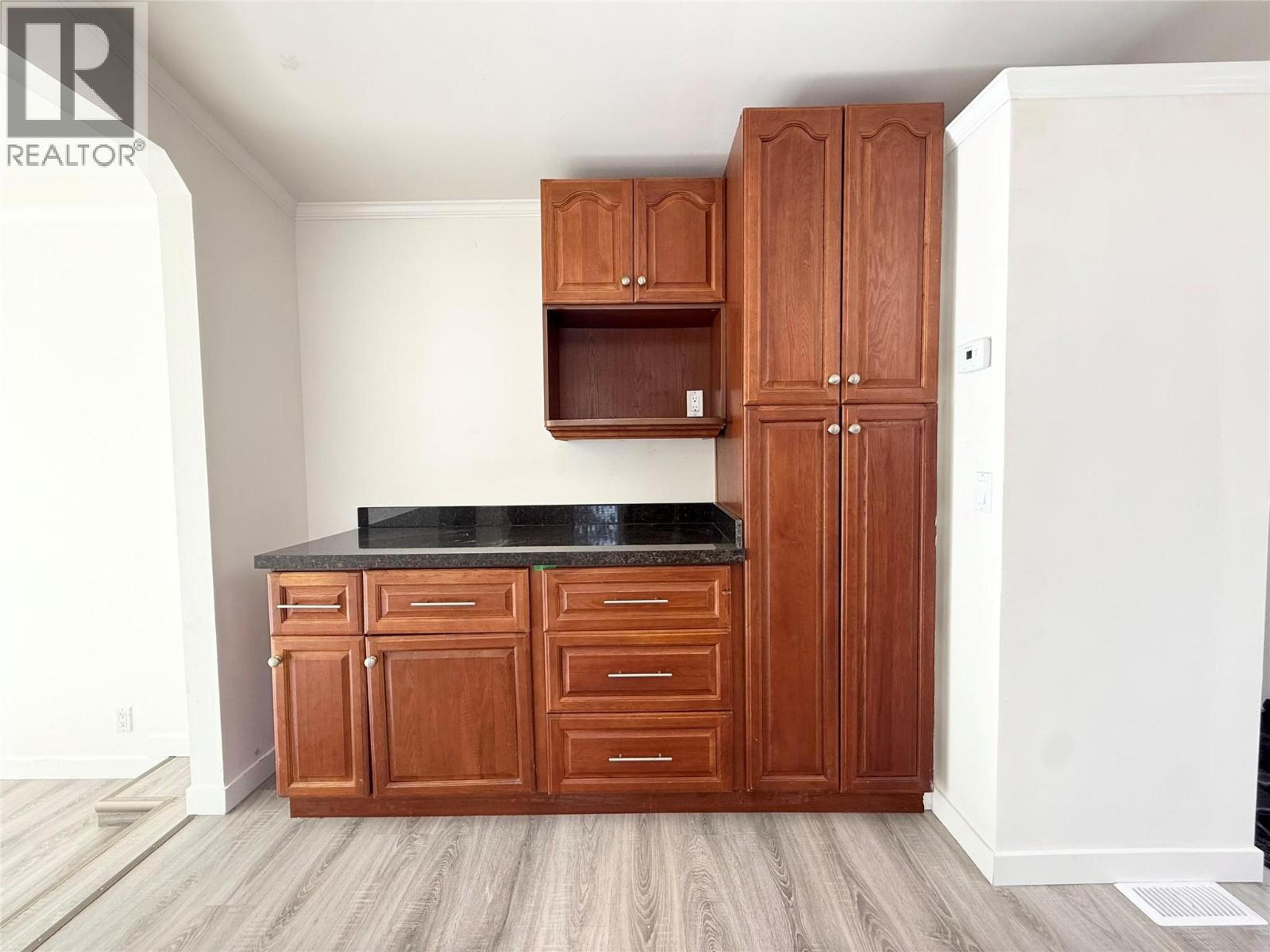 #12 2776 CLAPPERTON AVENUE - 7