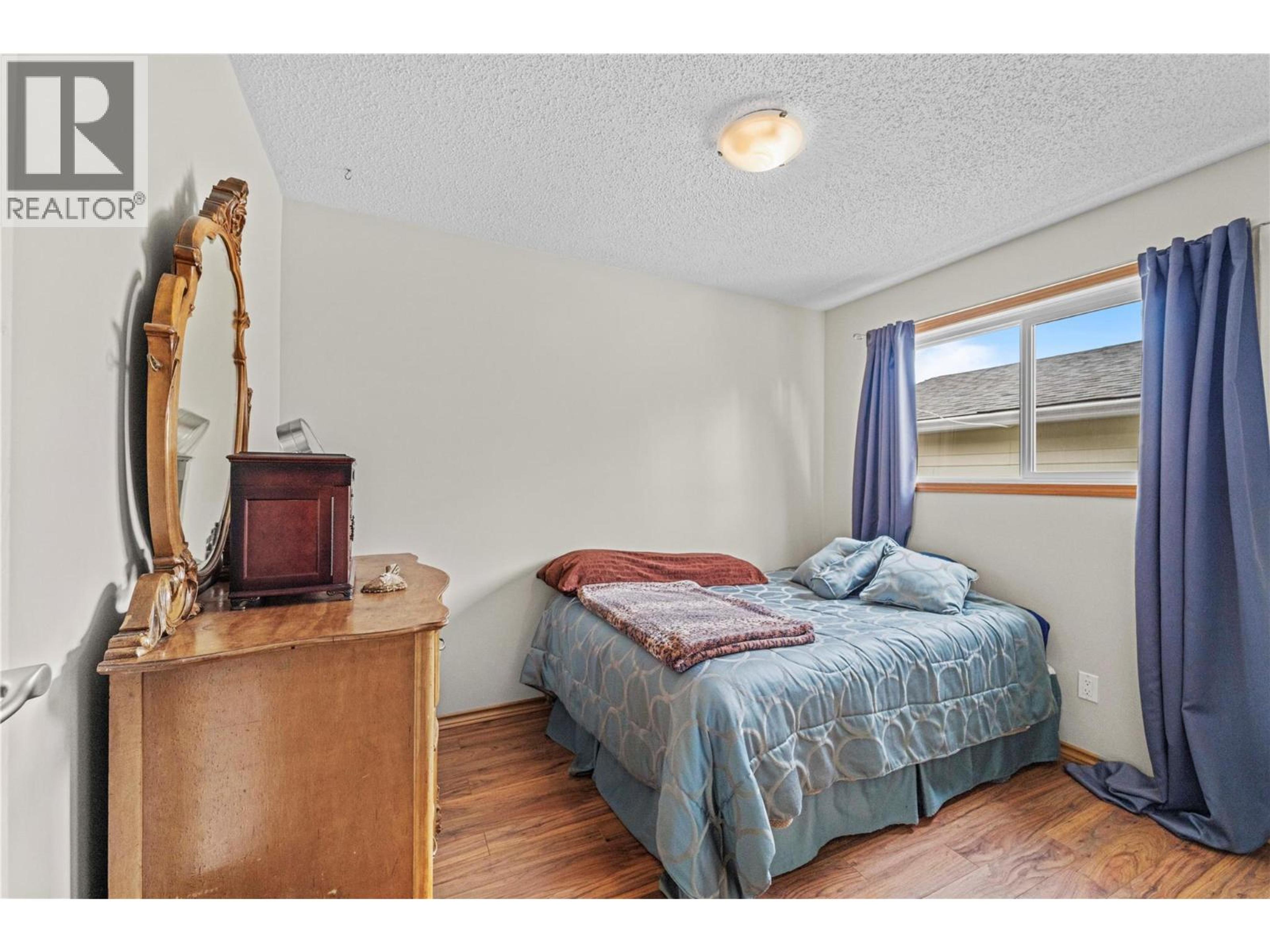 175 PONDEROSA AVENUE - 18