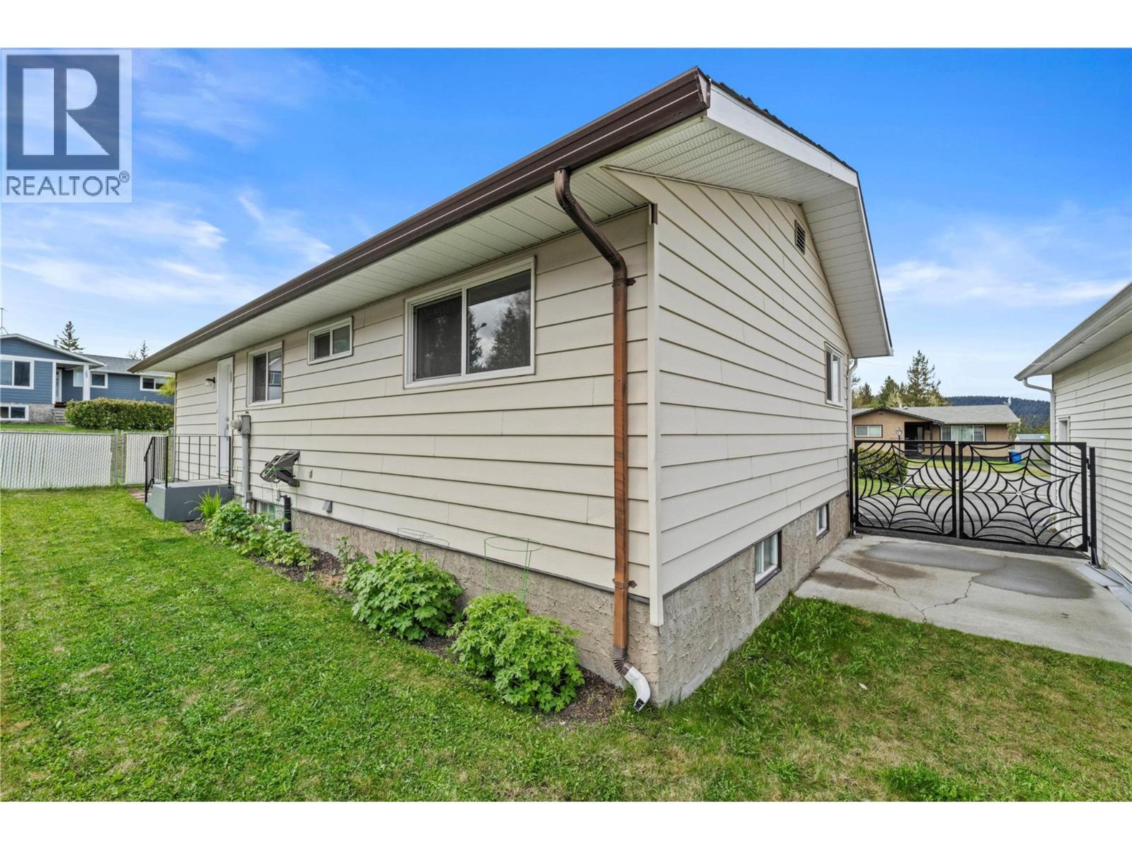 175 PONDEROSA AVENUE - 38