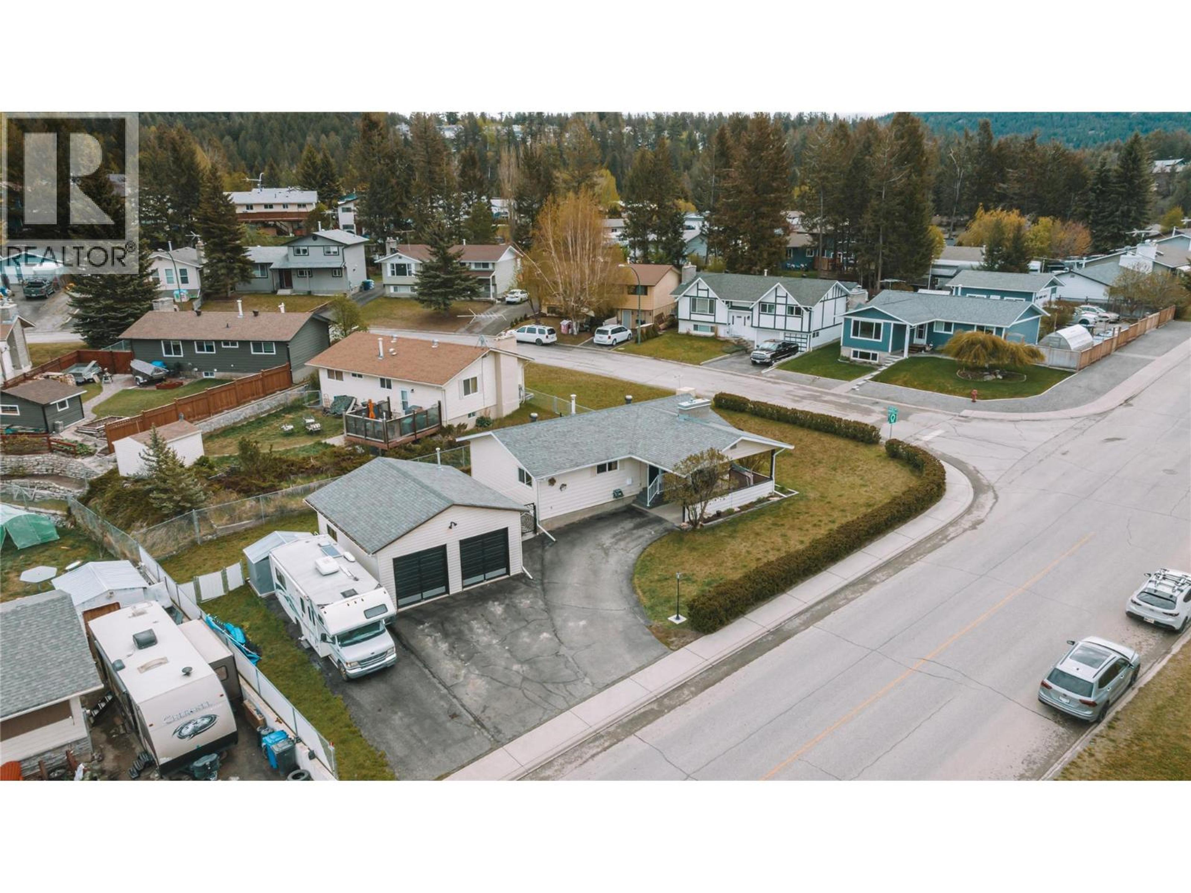 175 PONDEROSA AVENUE - 43