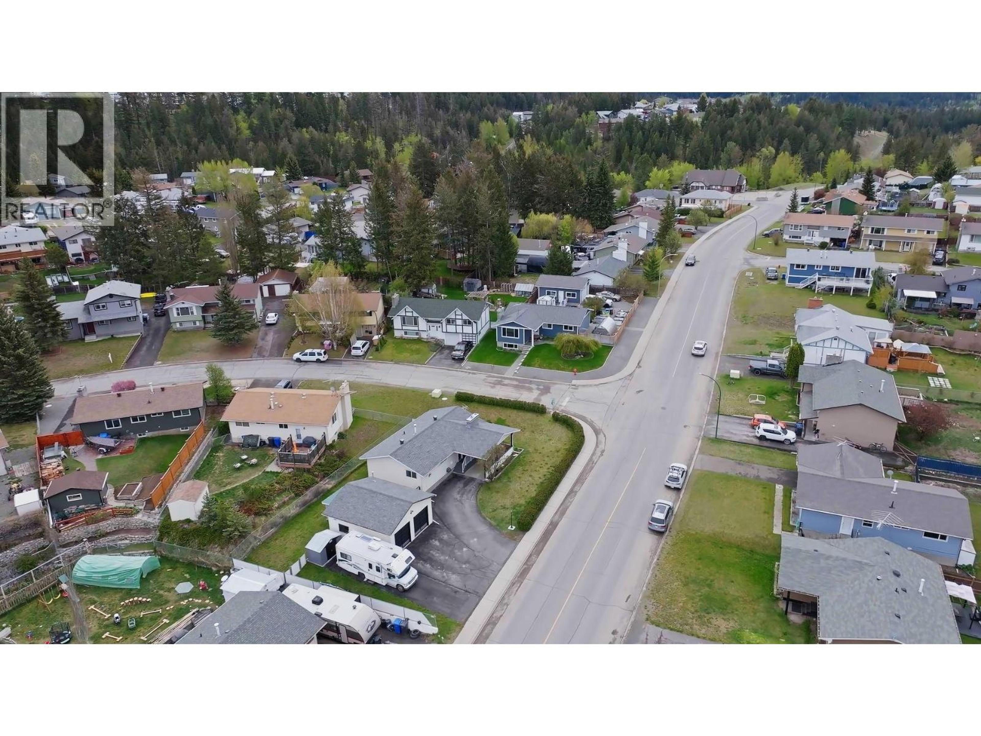 175 PONDEROSA AVENUE - 44