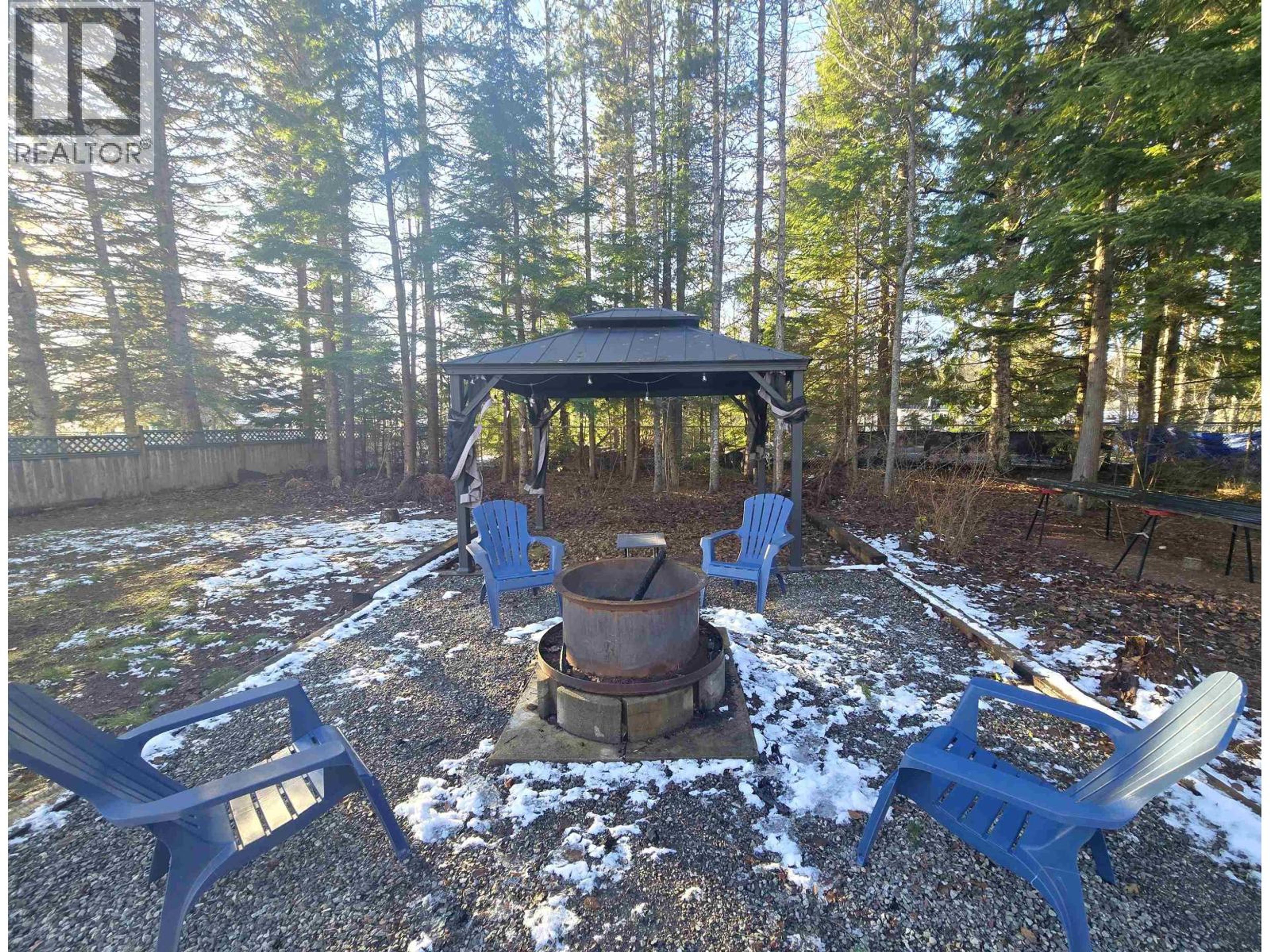 2577 THORNHILL STREET - 10