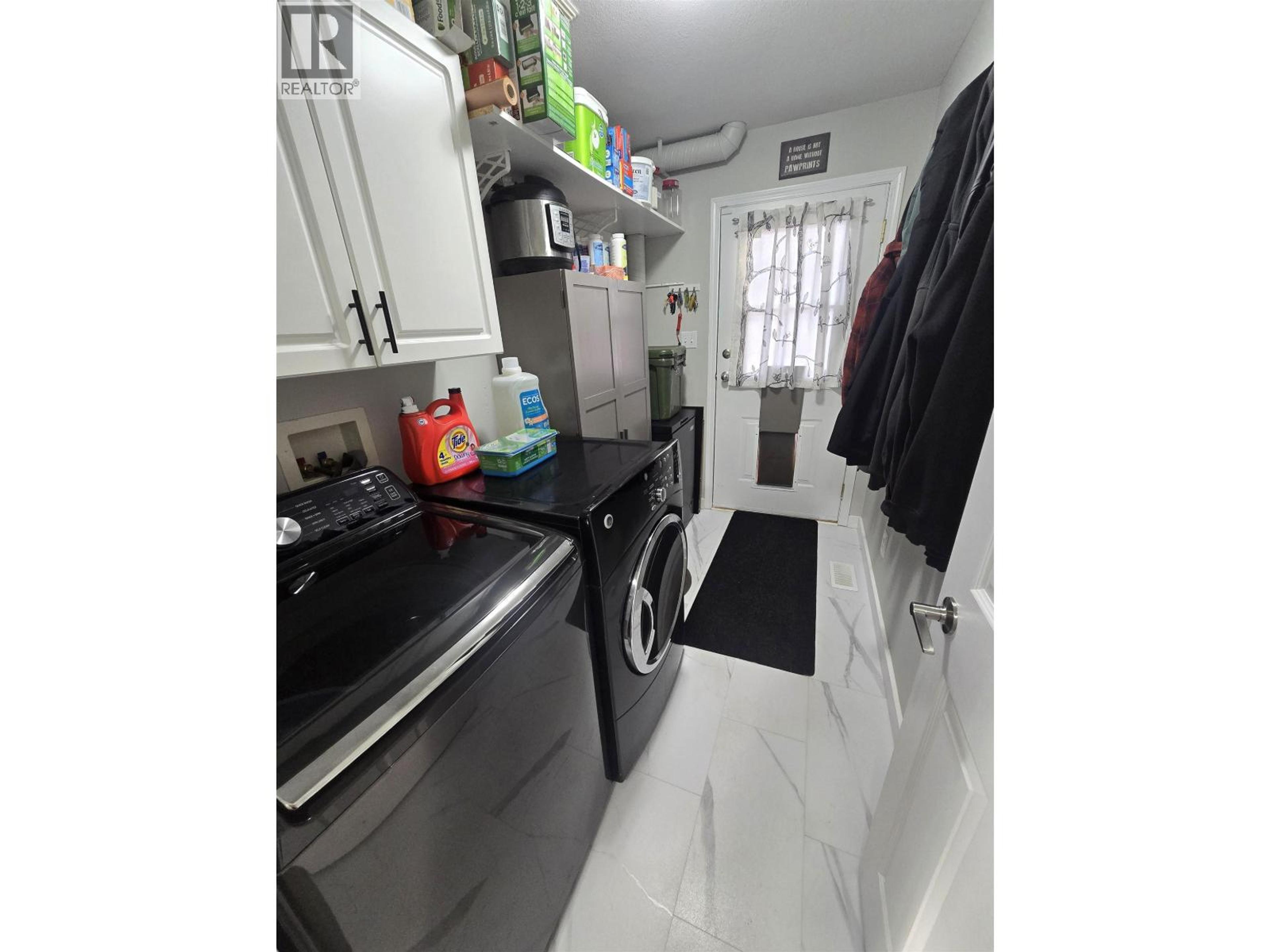 2577 THORNHILL STREET - 29