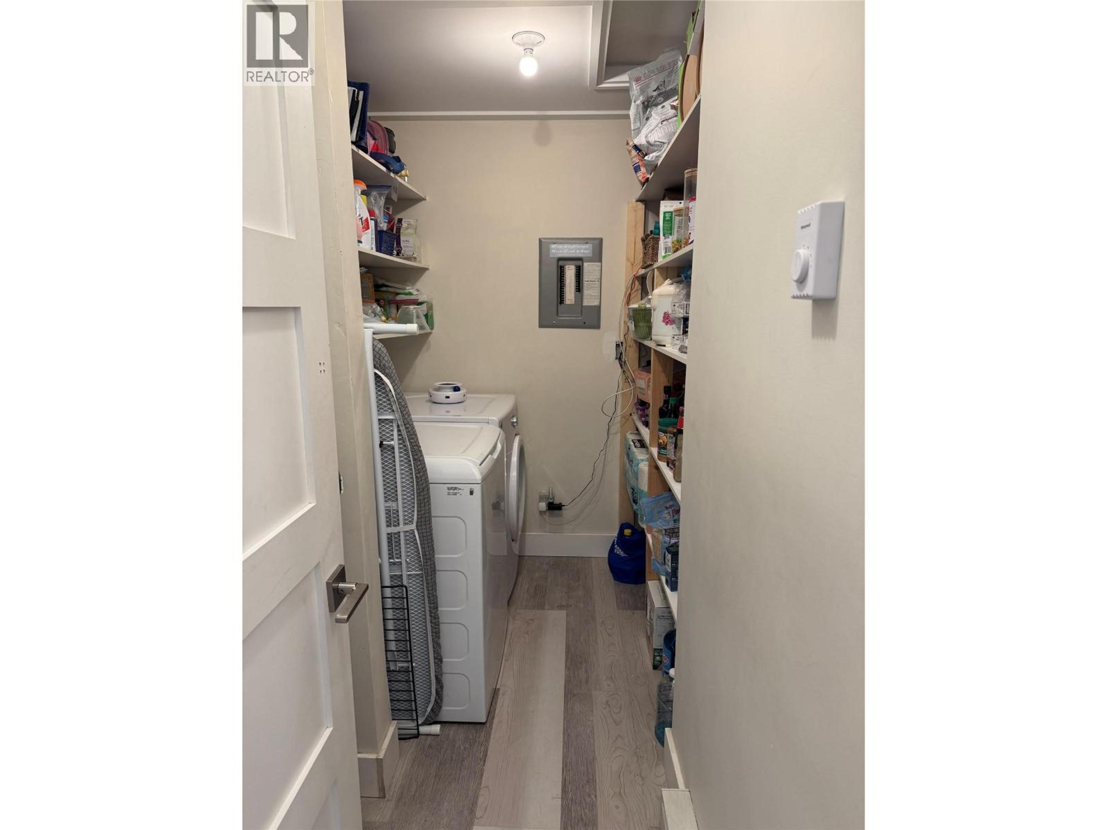 #5 1211 9TH STREET - 15