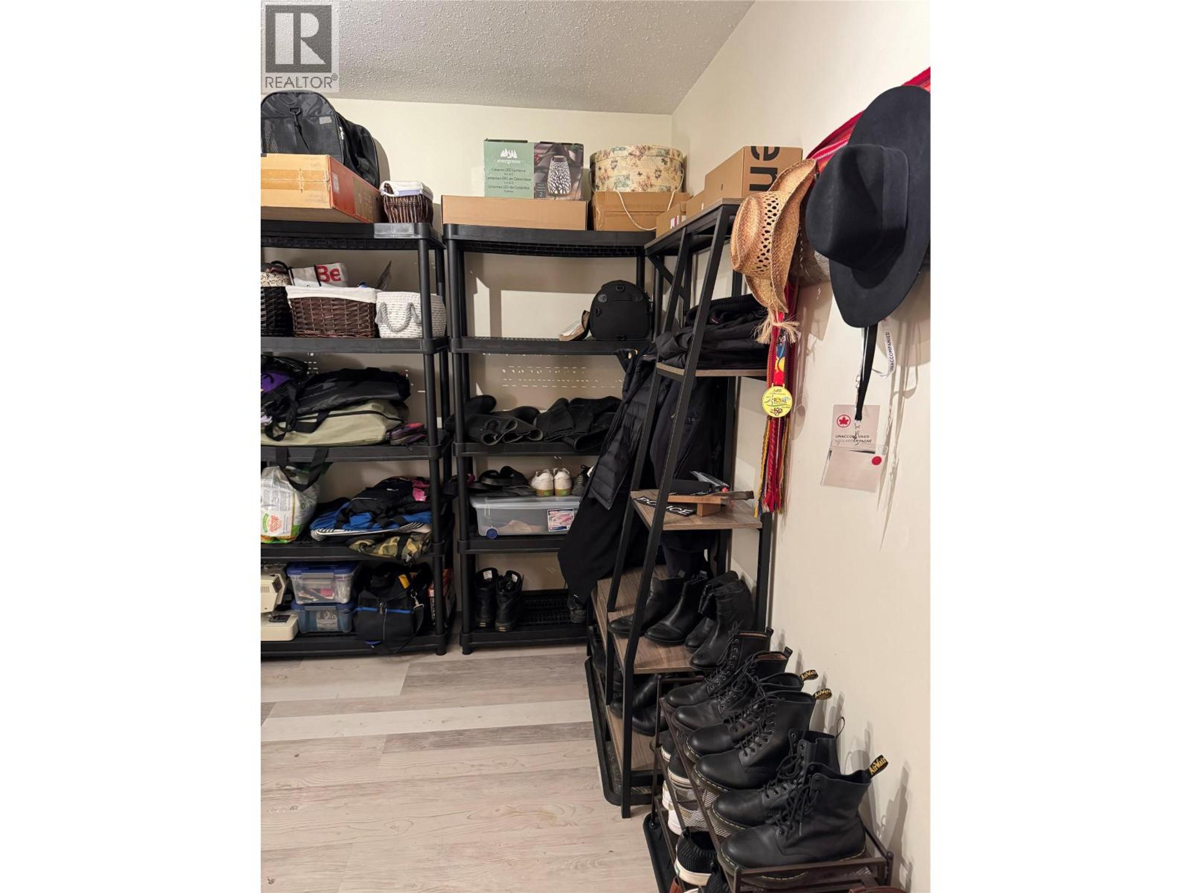 #5 1211 9TH STREET - 25