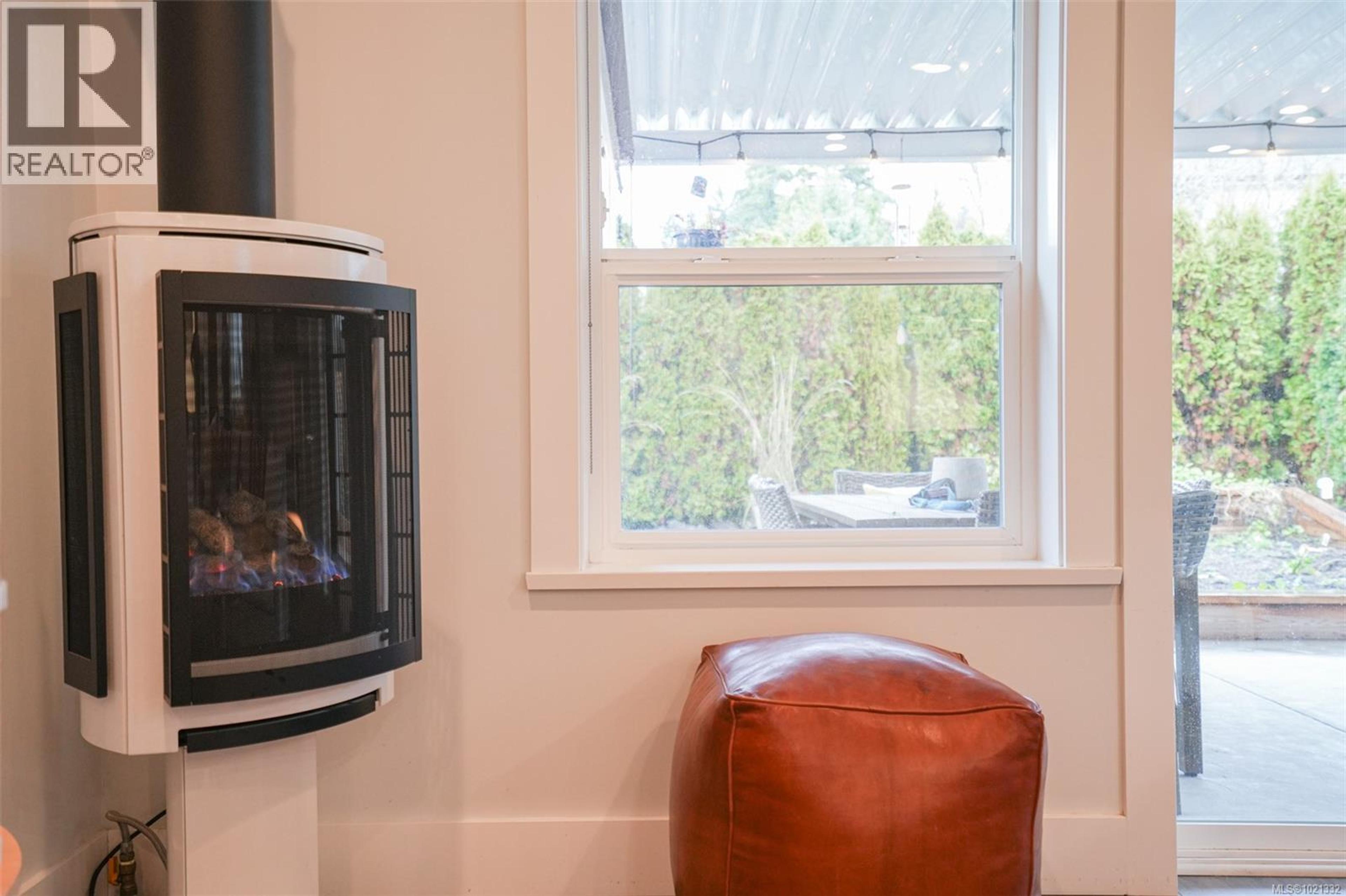 4569 BEAUFORT ST - 20