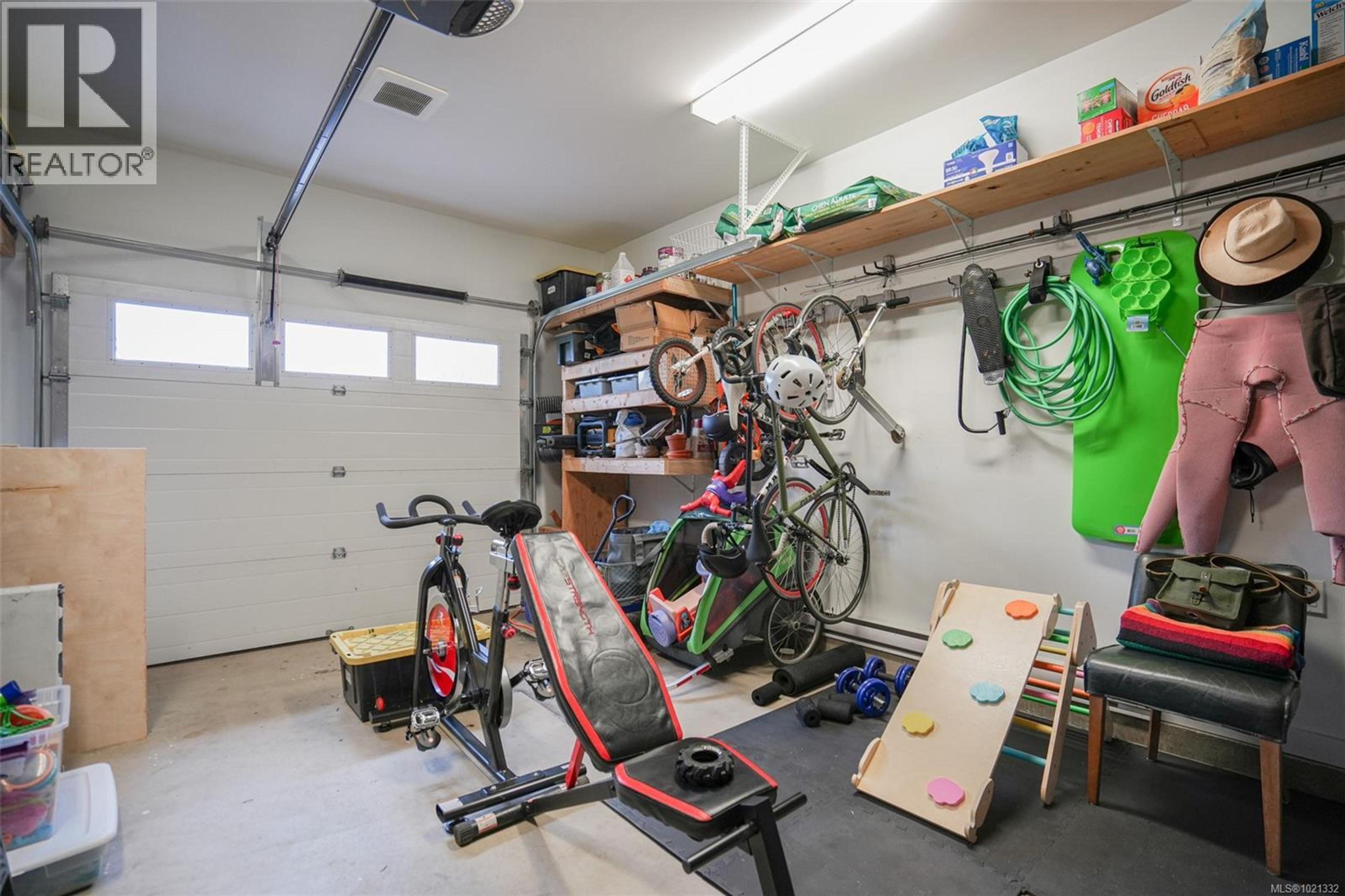 4569 BEAUFORT ST - 31