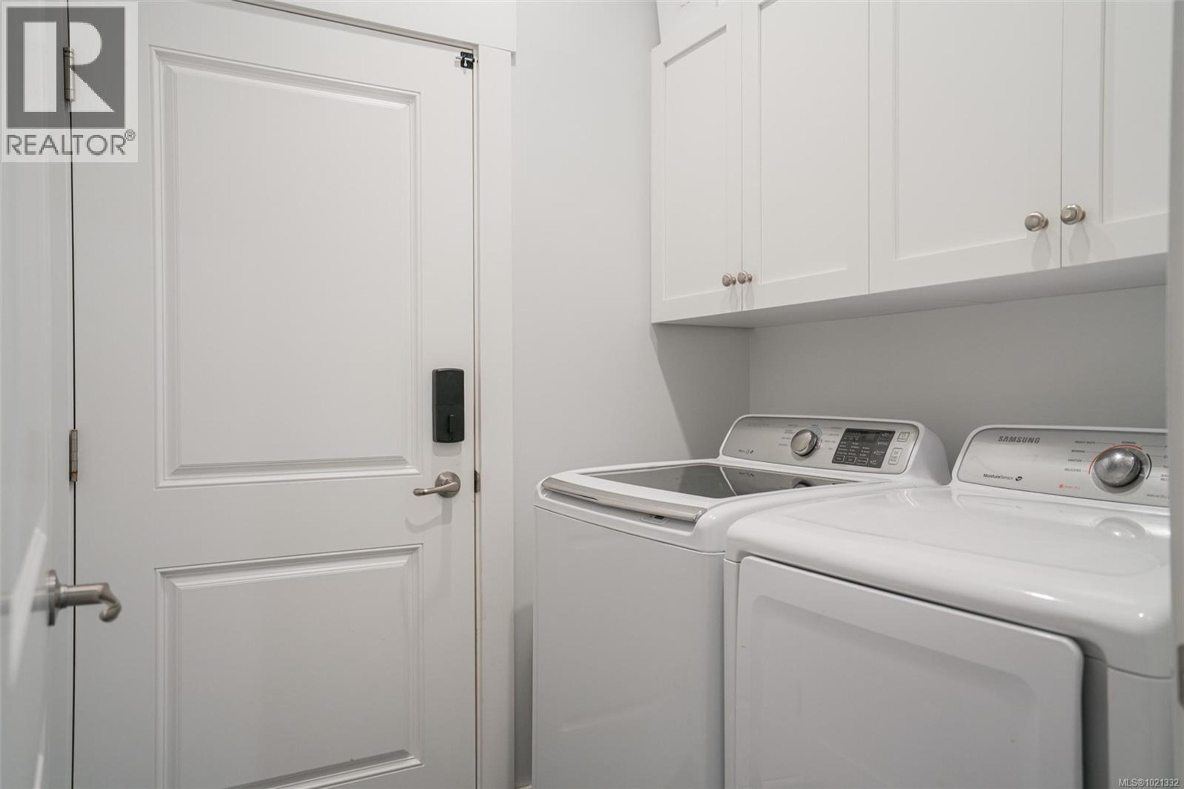 4569 BEAUFORT ST - 30