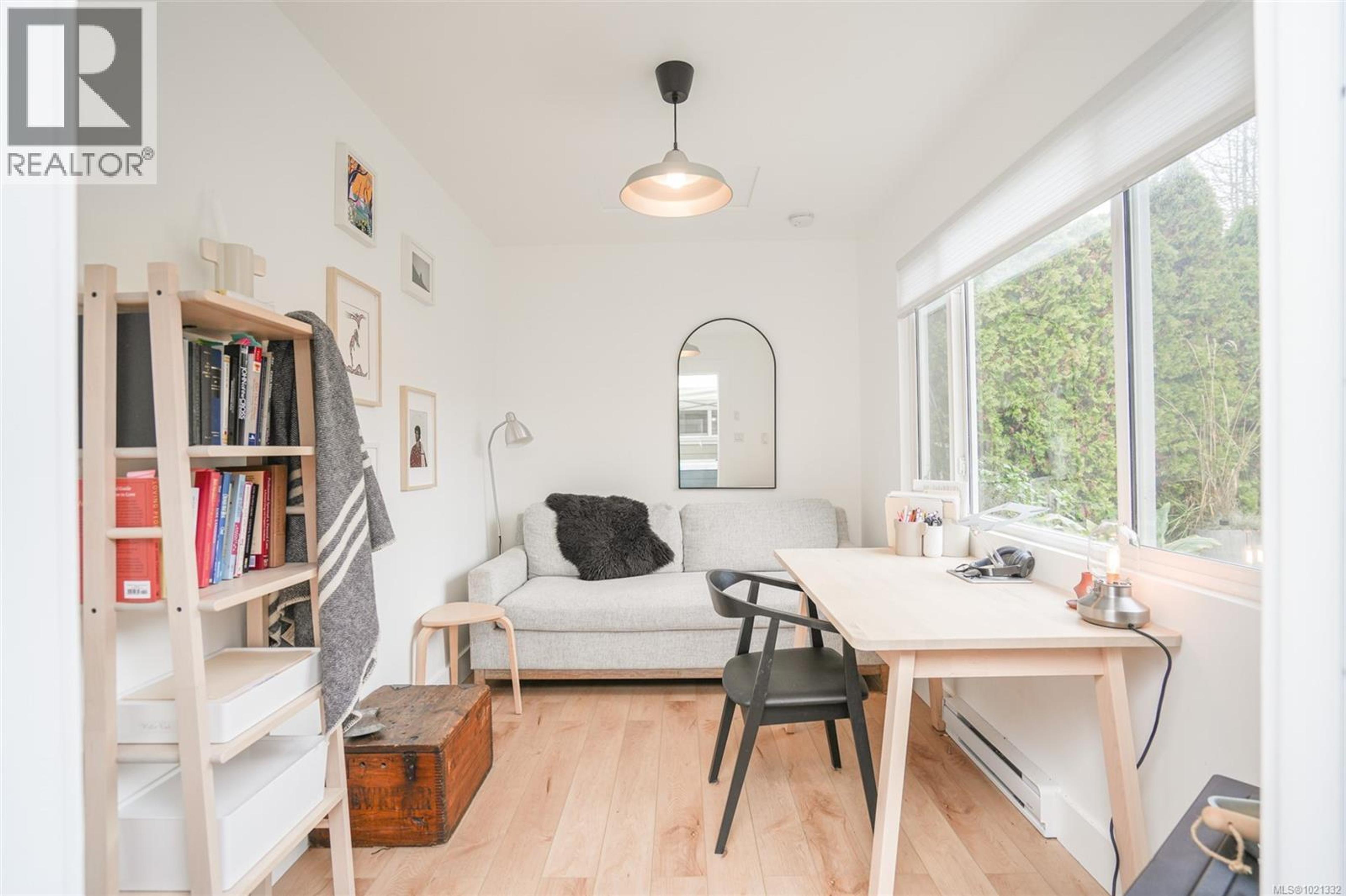 4569 BEAUFORT ST - 38