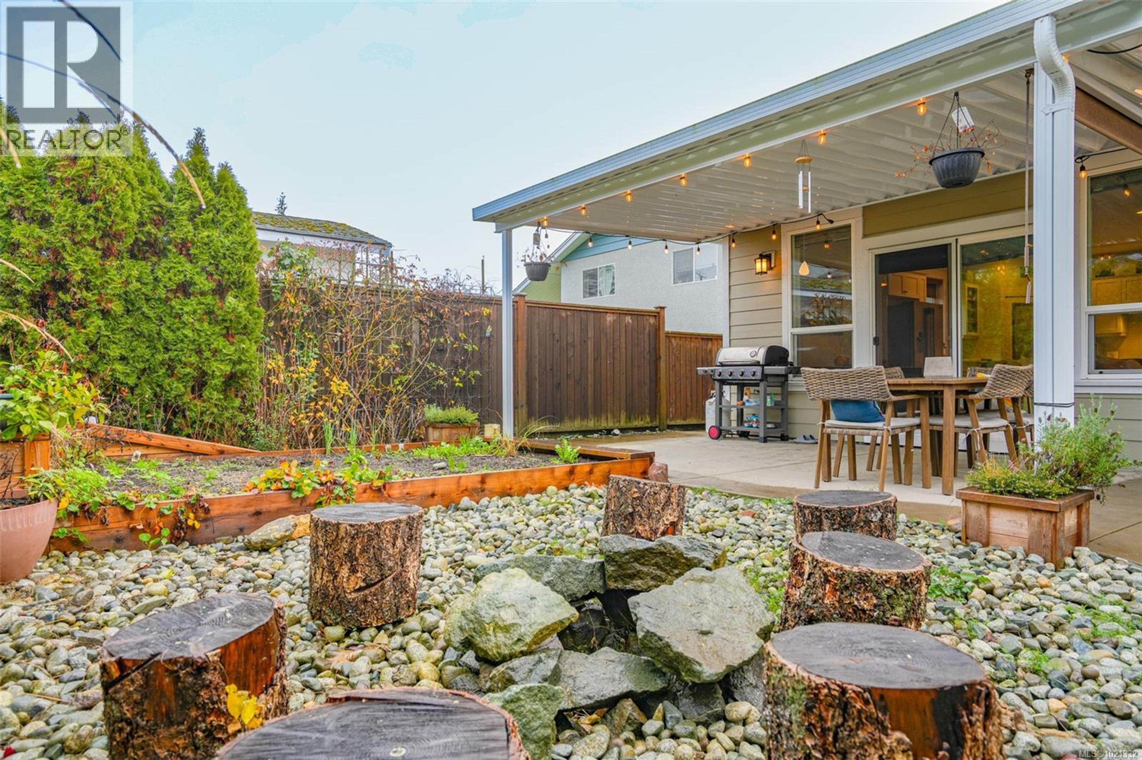 4569 BEAUFORT ST - 34