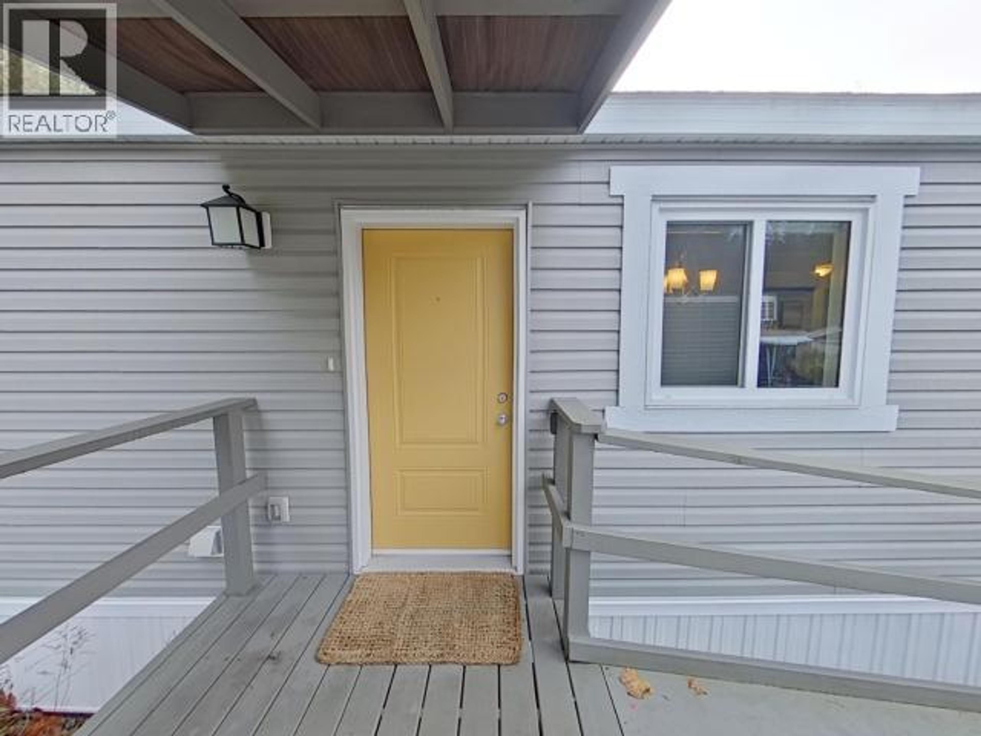 15-8425 HIGHWAY 101 - 17