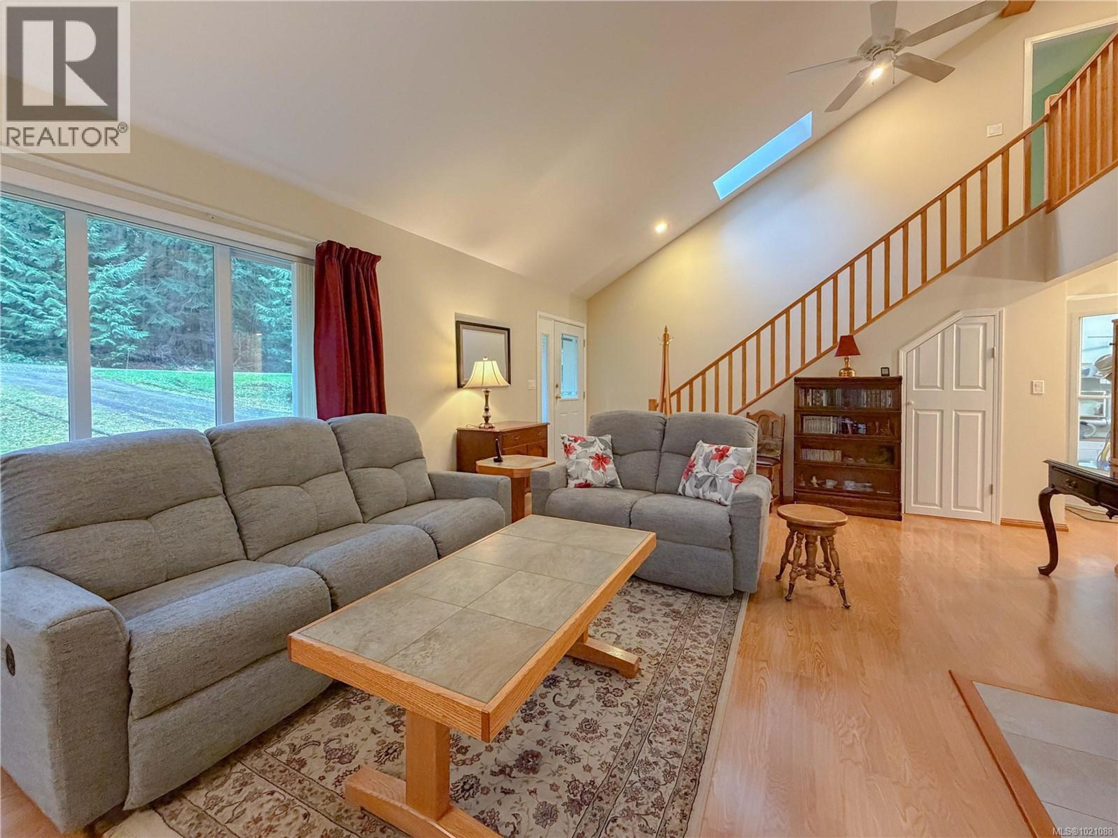 720 CLARENDON RD - Image 3