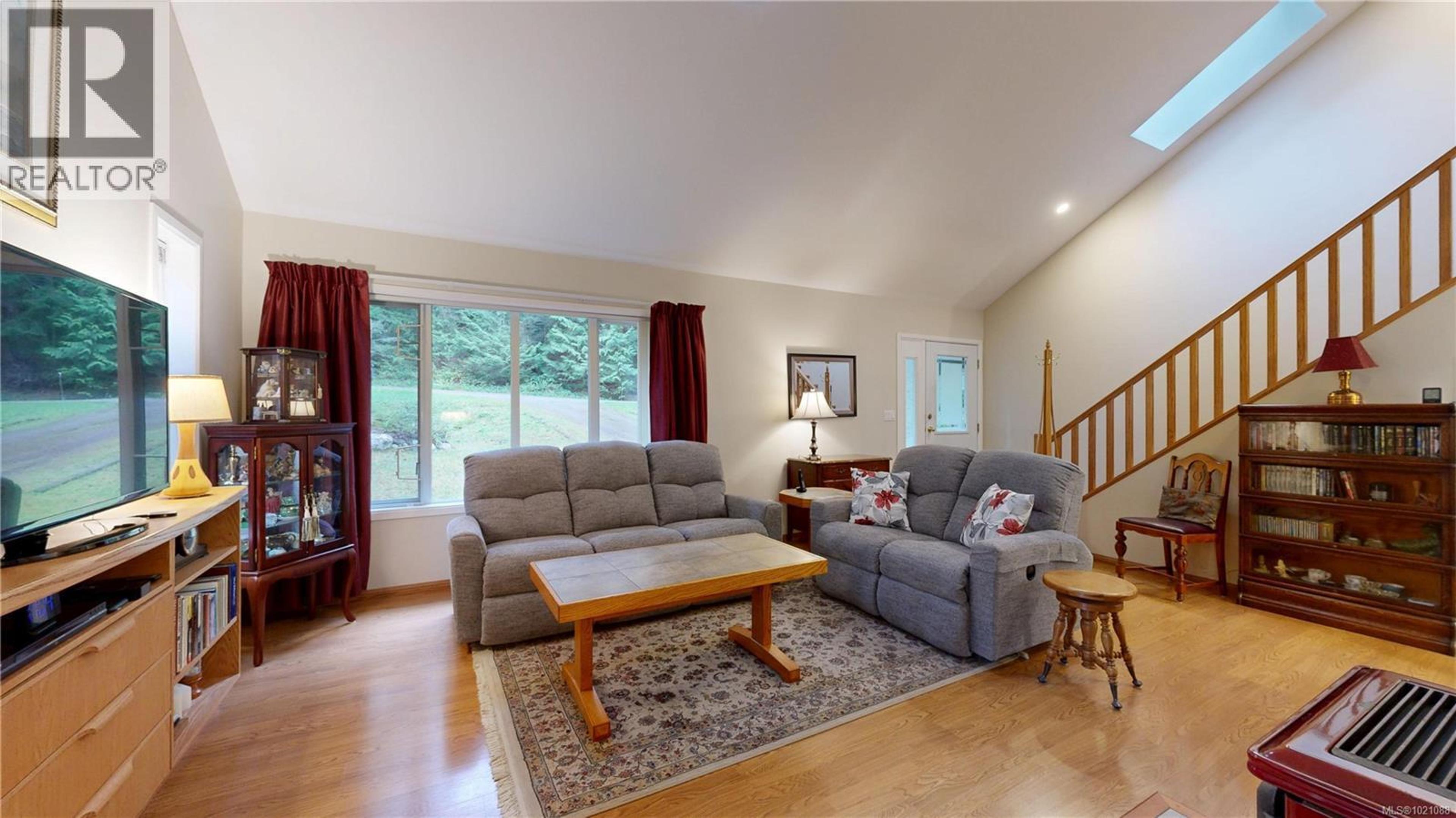 720 CLARENDON RD - 5