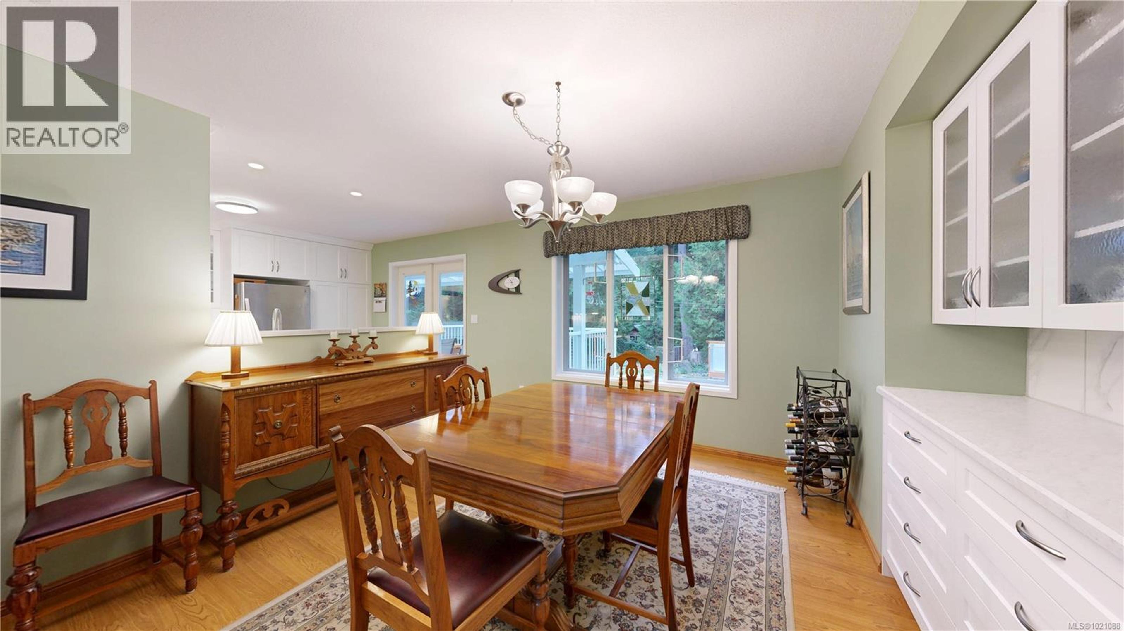 720 CLARENDON RD - 14