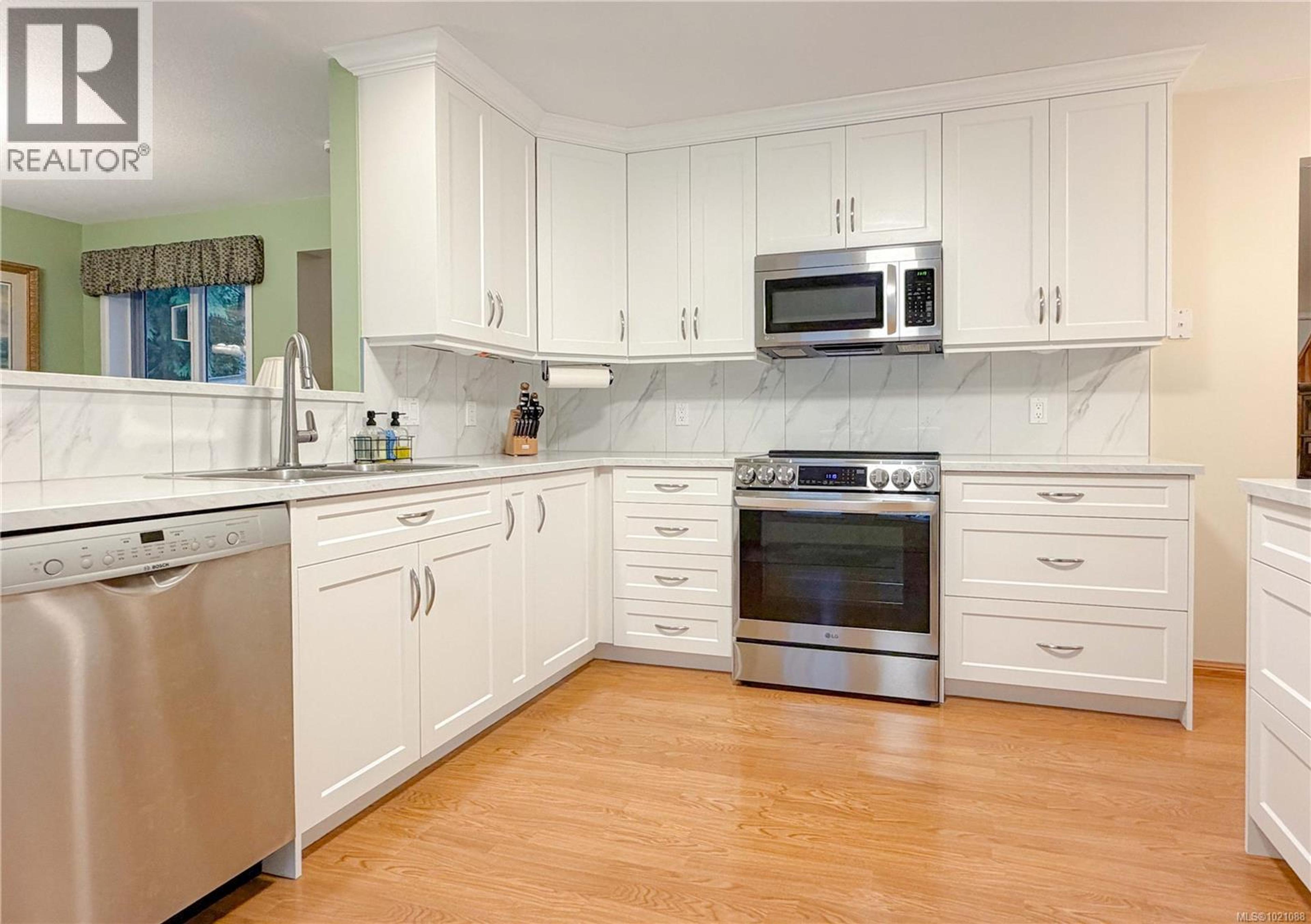 720 CLARENDON RD - 9