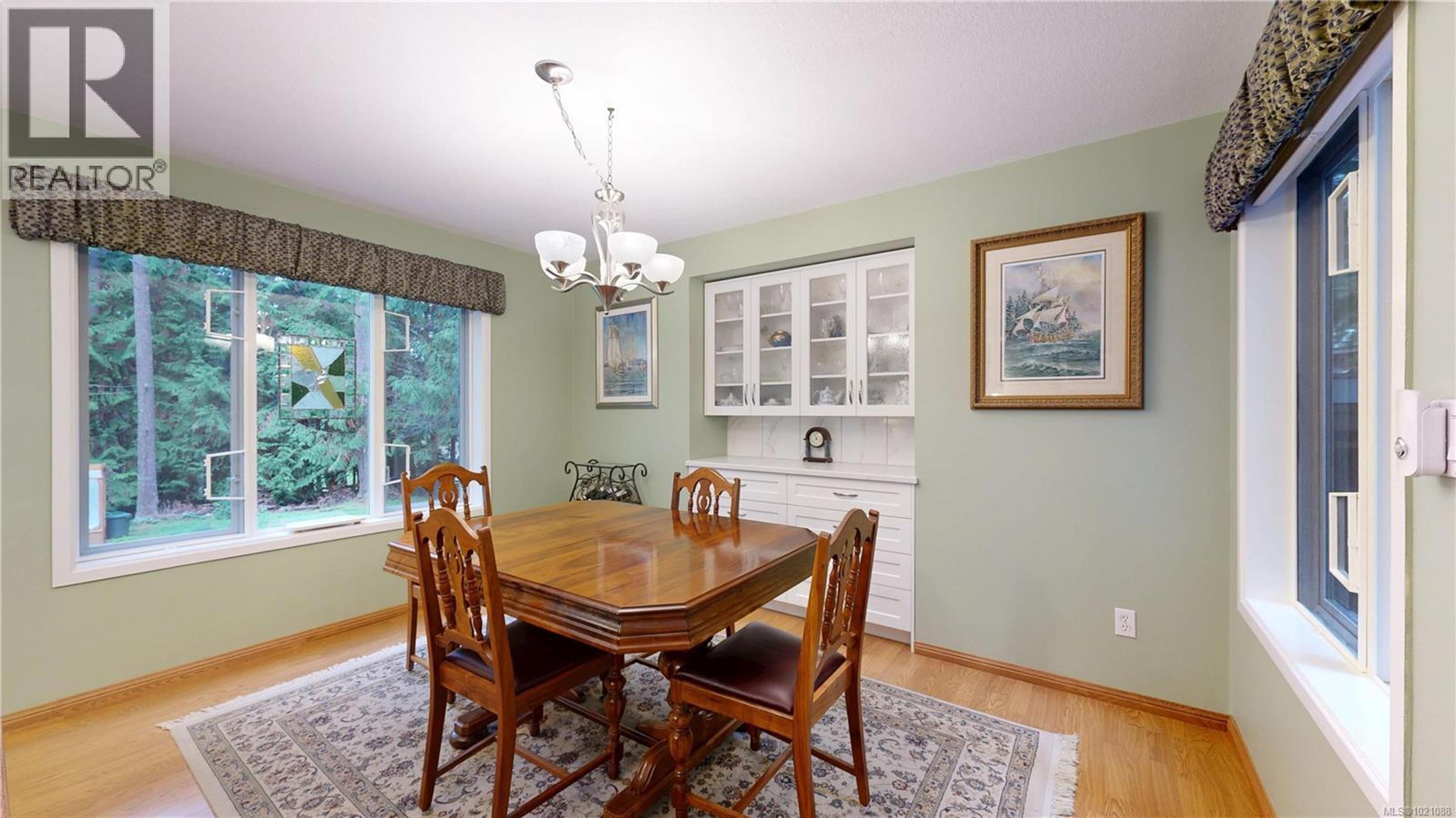 720 CLARENDON RD - 13