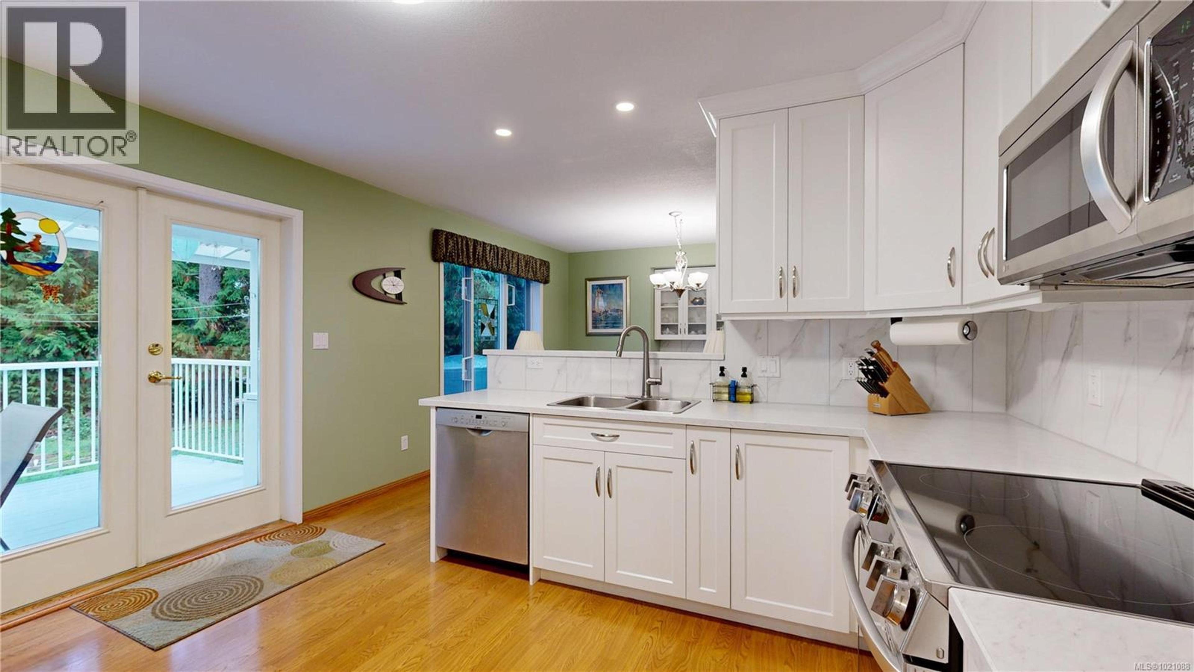 720 CLARENDON RD - 11