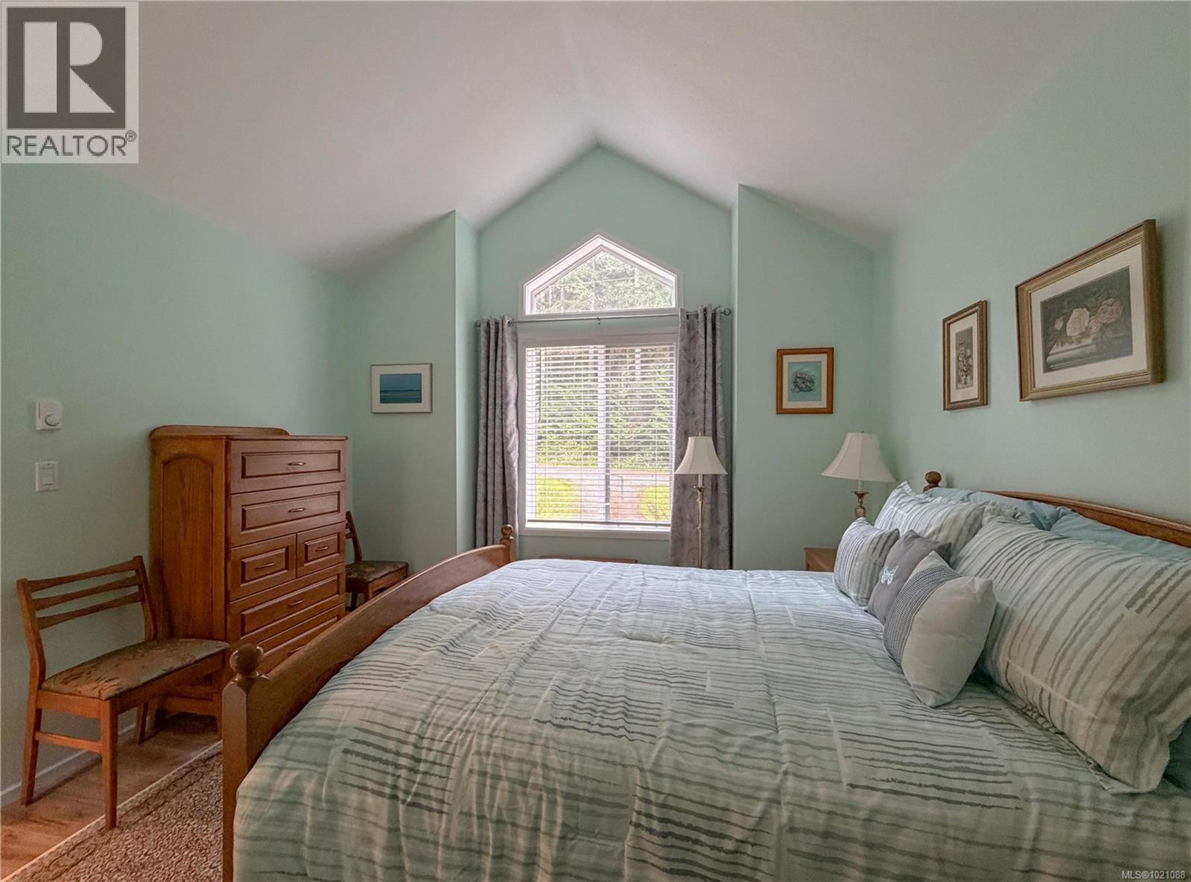 720 CLARENDON RD - 18