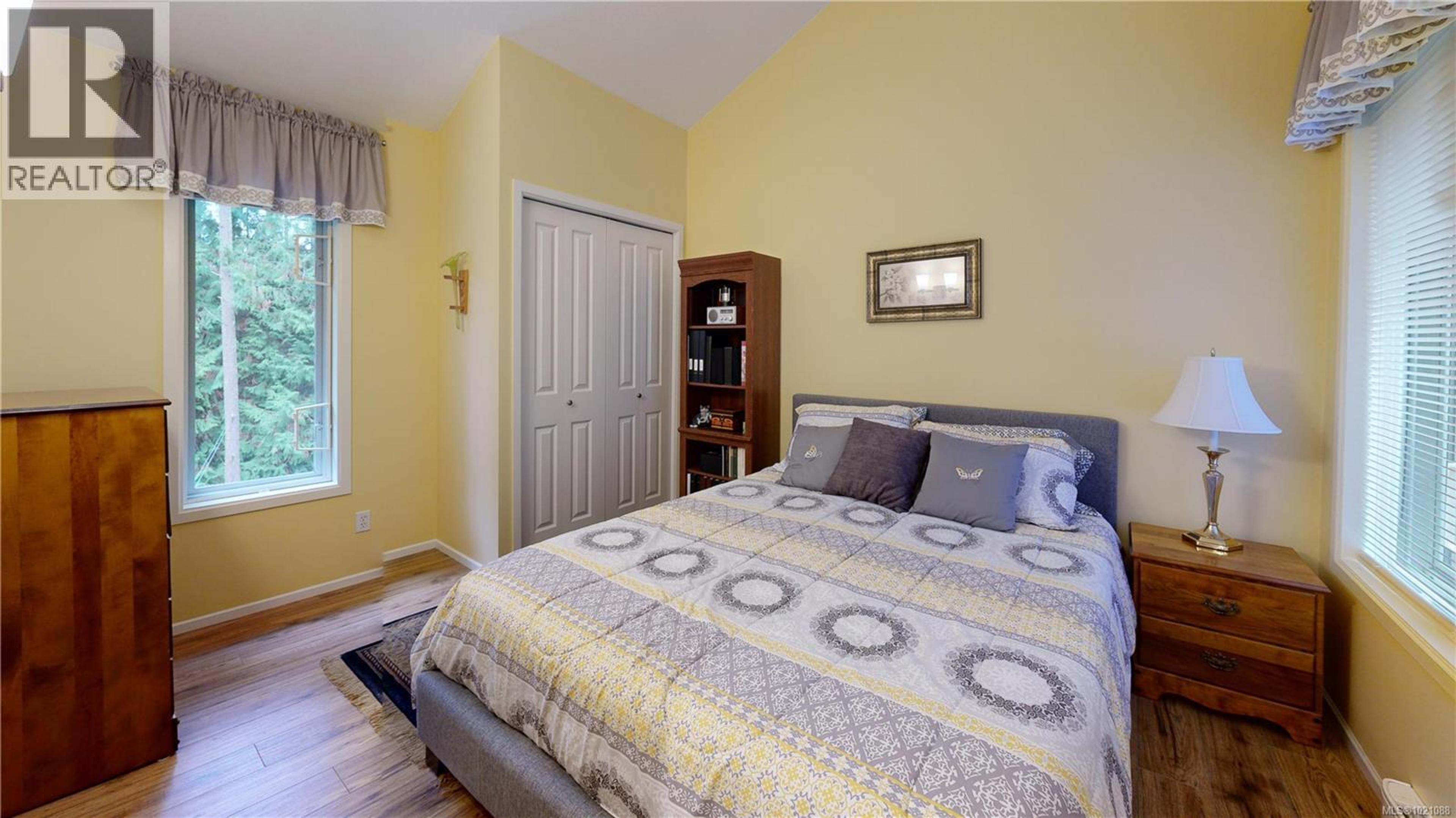 720 CLARENDON RD - 19