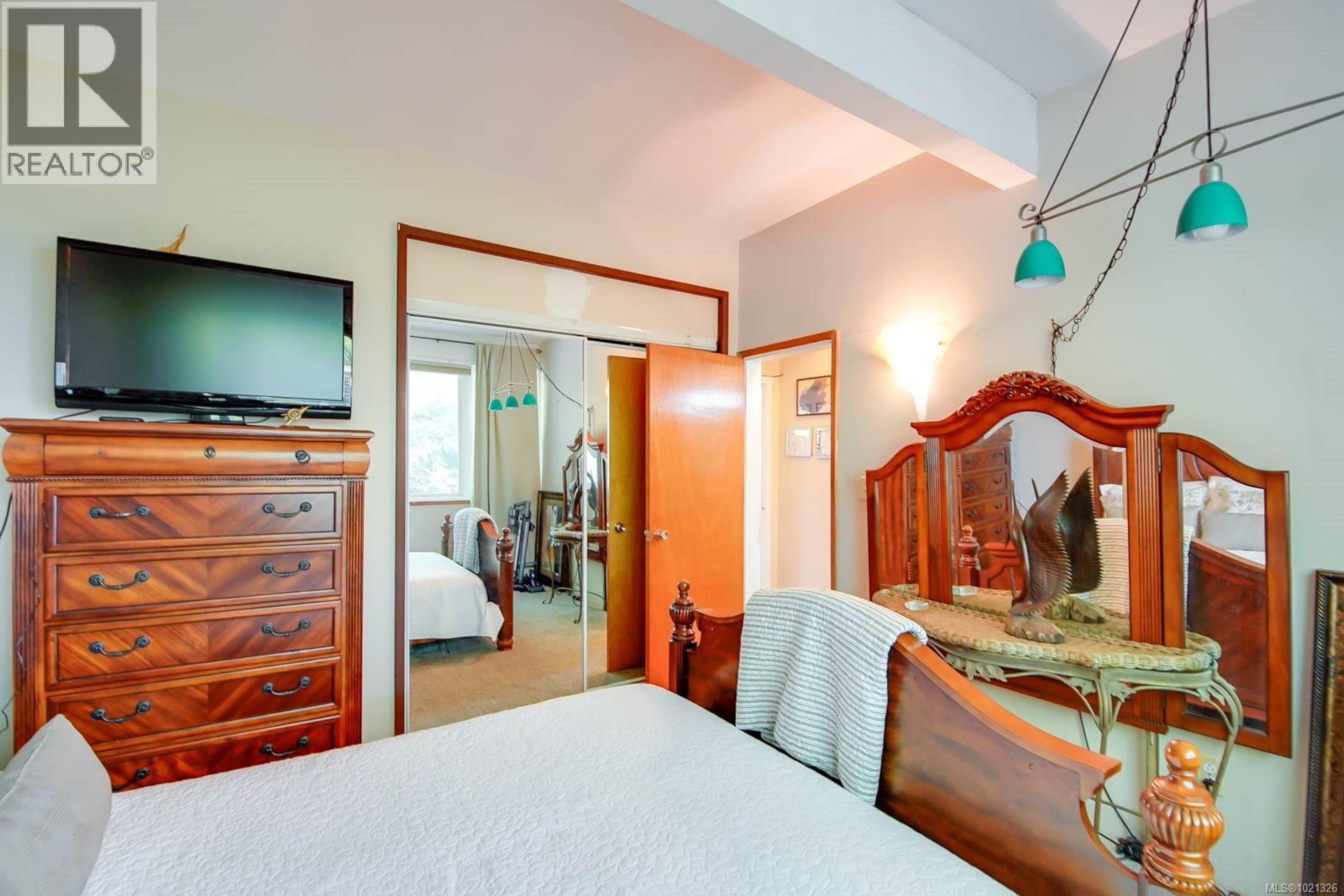 2374 ANDERSON AVE - 31