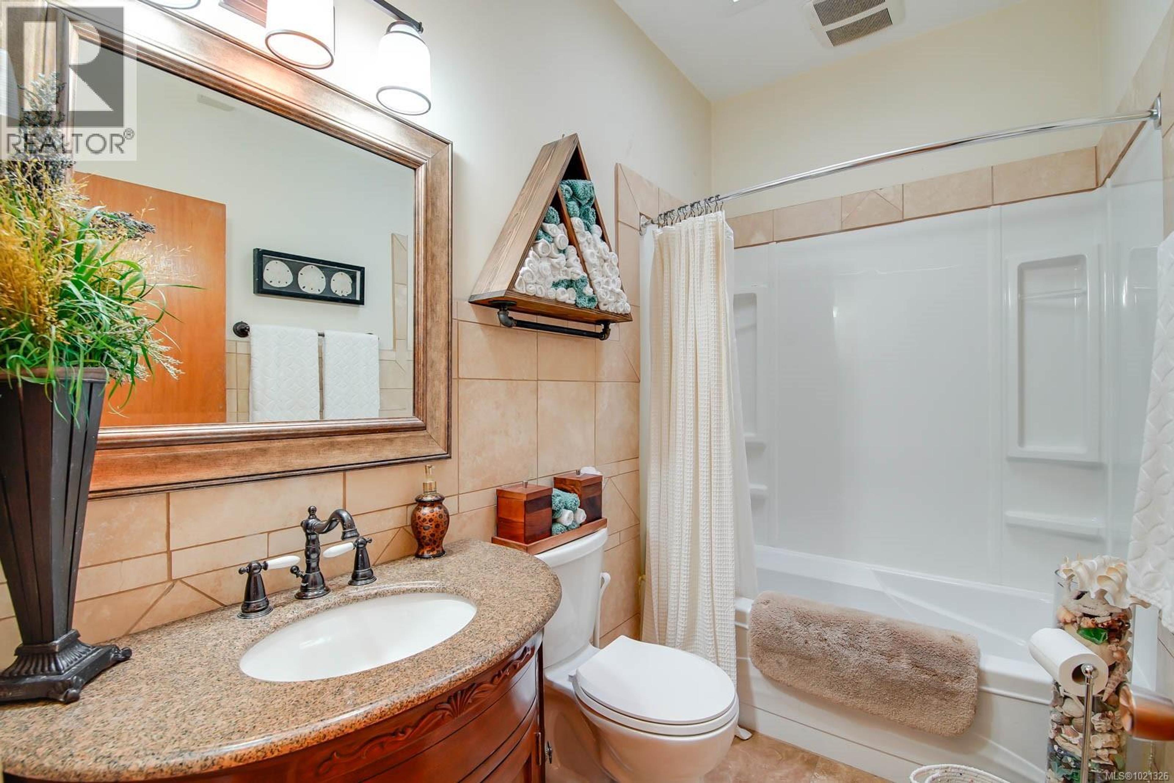 2374 ANDERSON AVE - 37