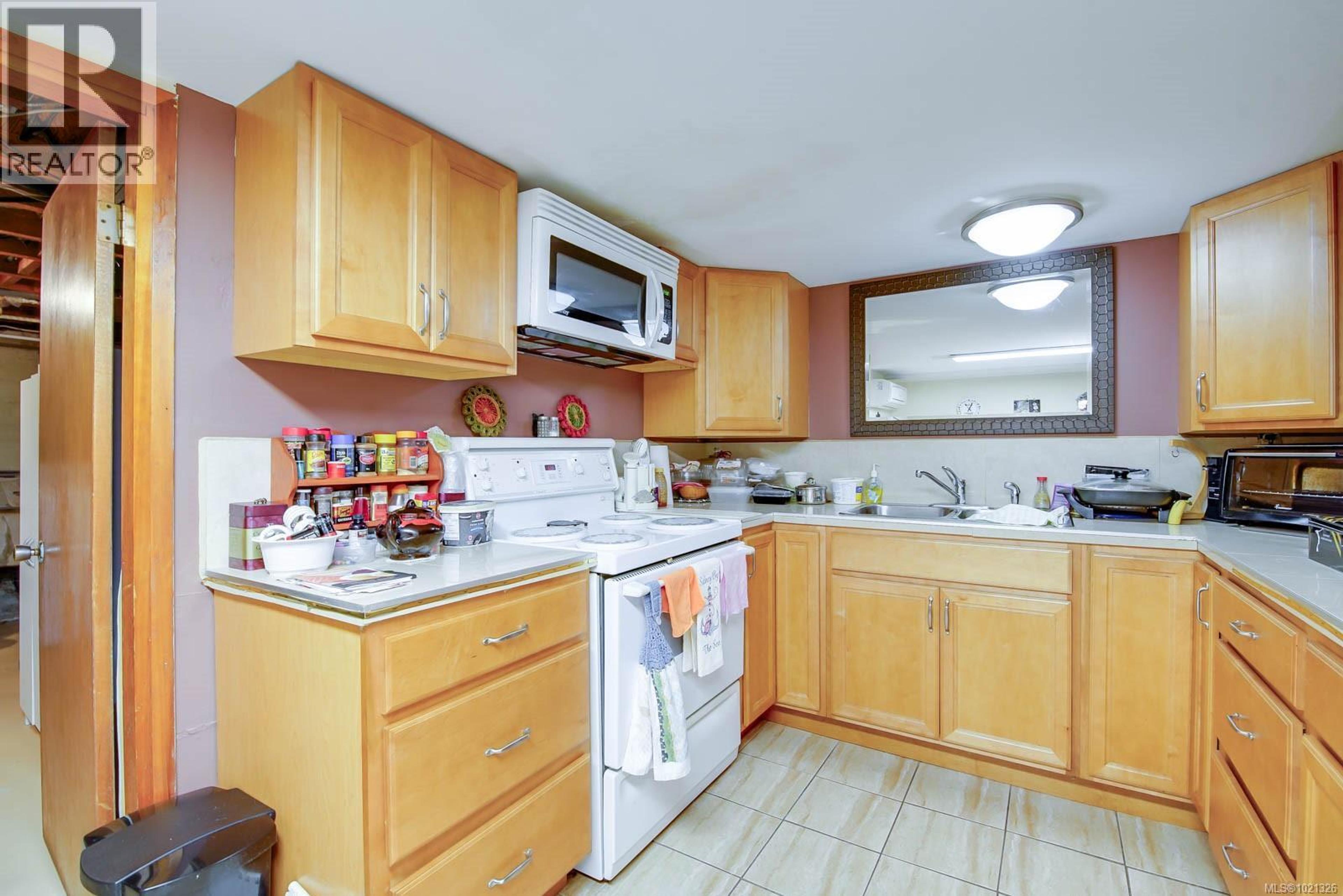 2374 ANDERSON AVE - 41