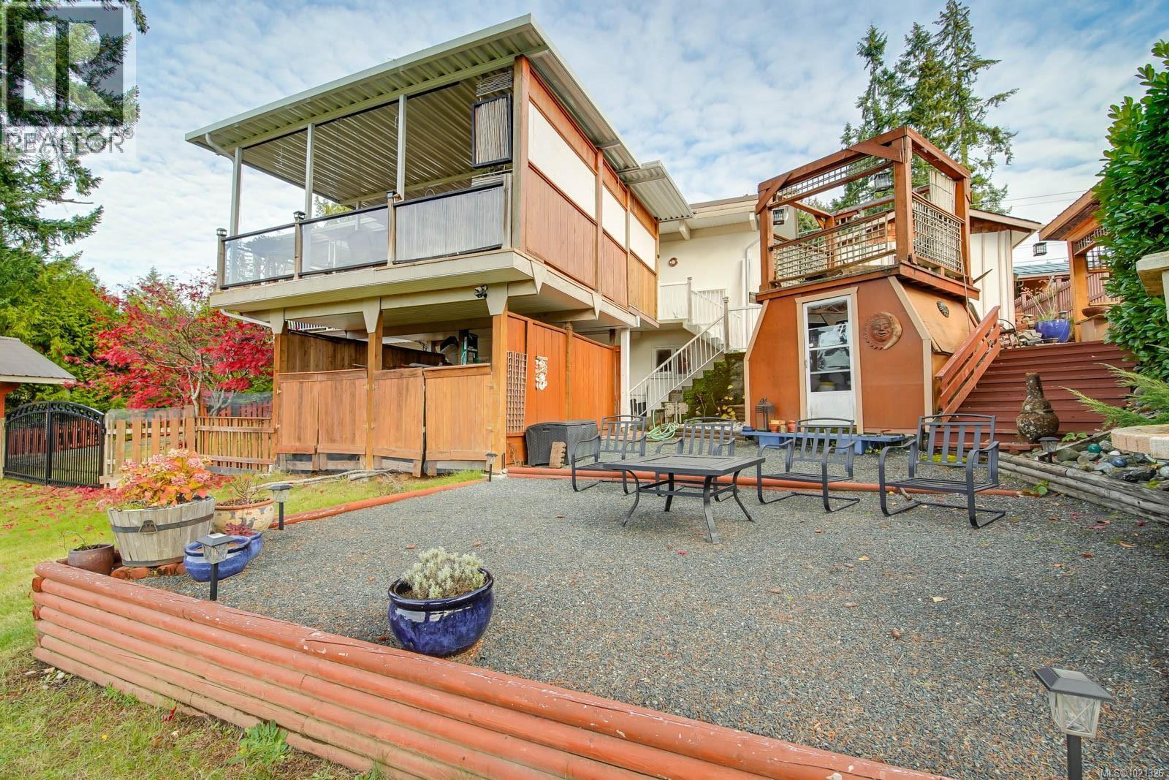 2374 ANDERSON AVE - 47