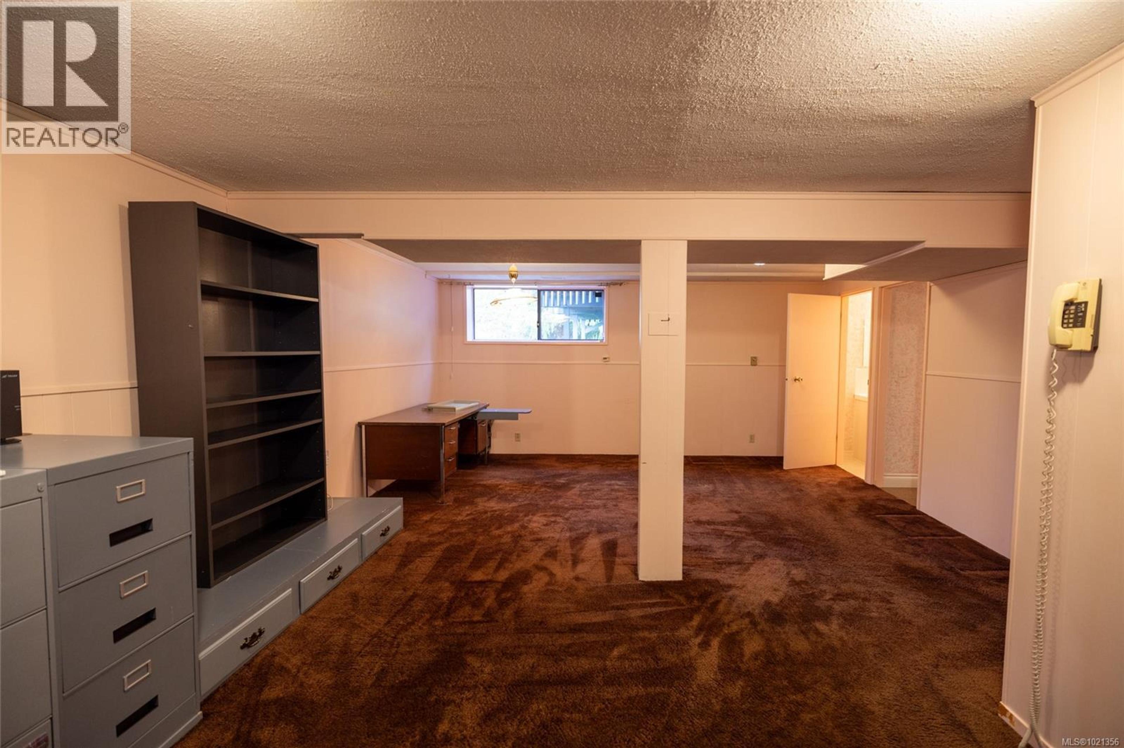 7445 THUNDERBIRD WAY - 12