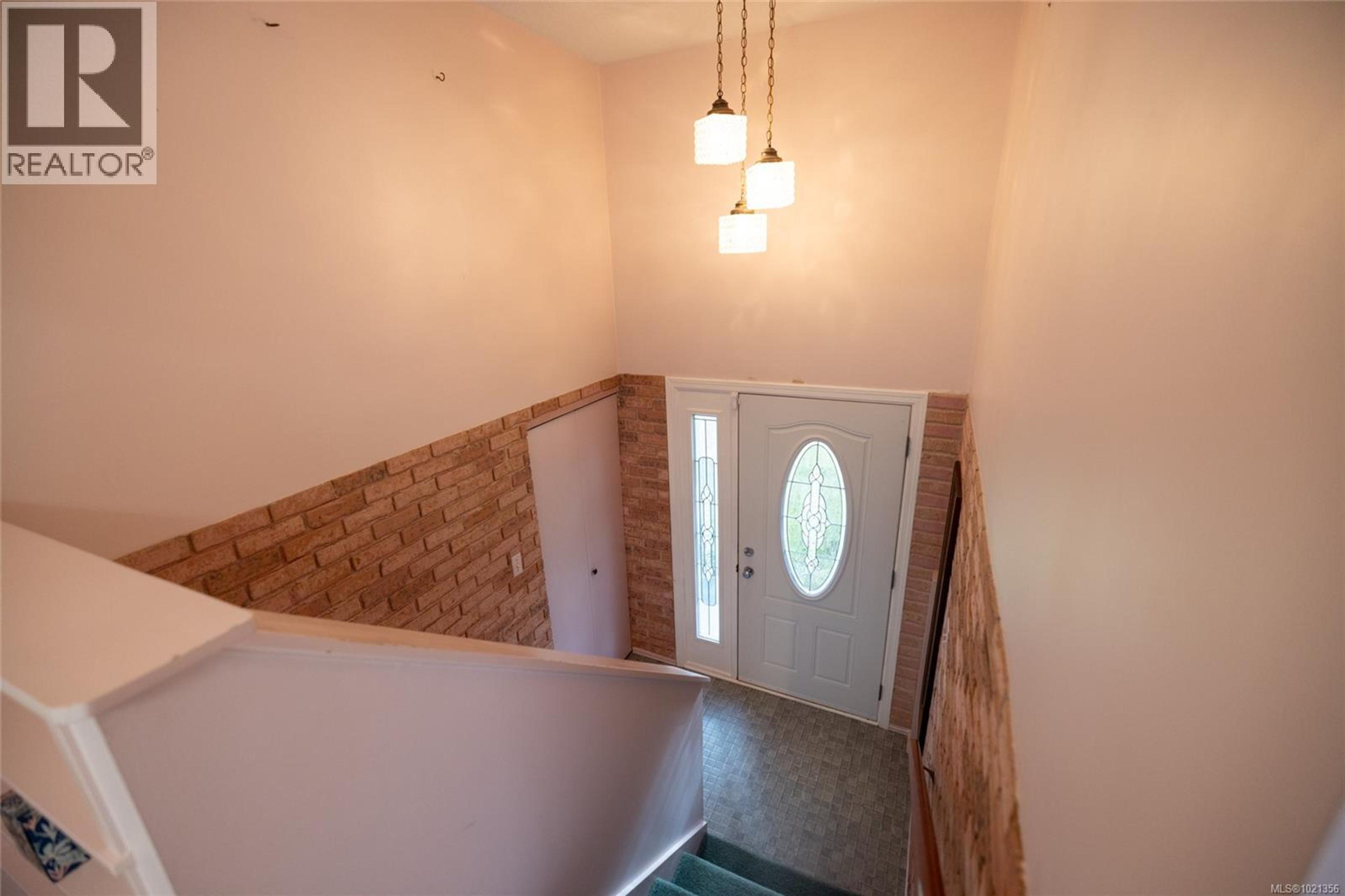 7445 THUNDERBIRD WAY - 20