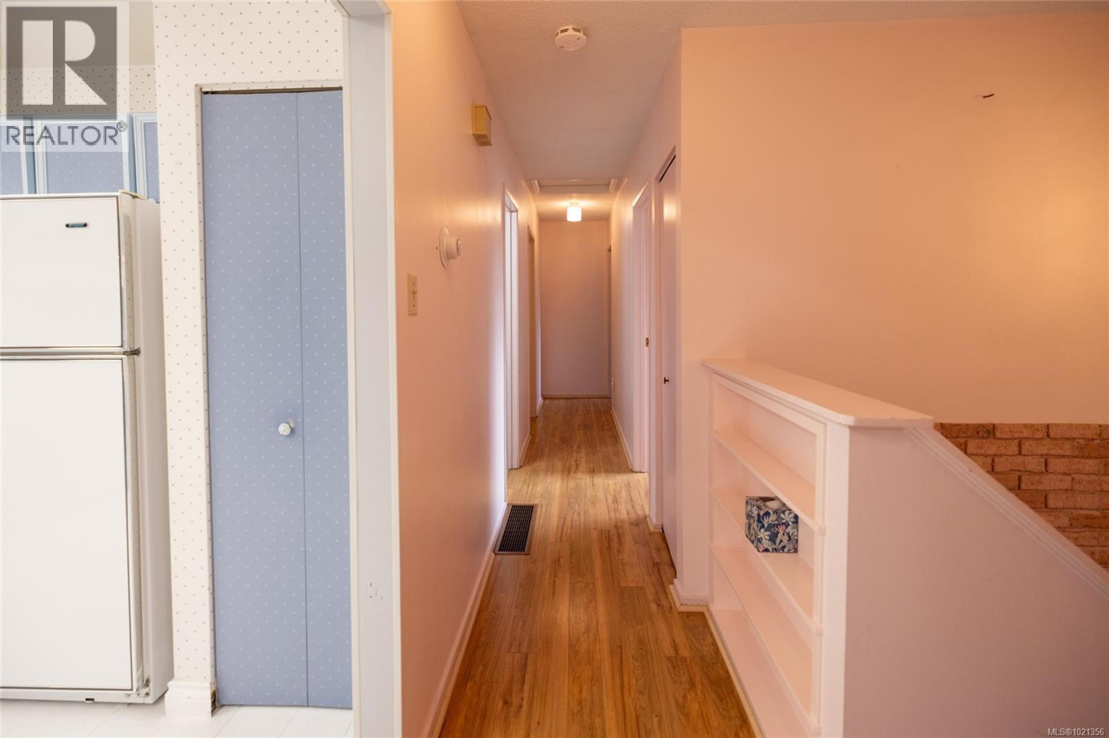 7445 THUNDERBIRD WAY - 27