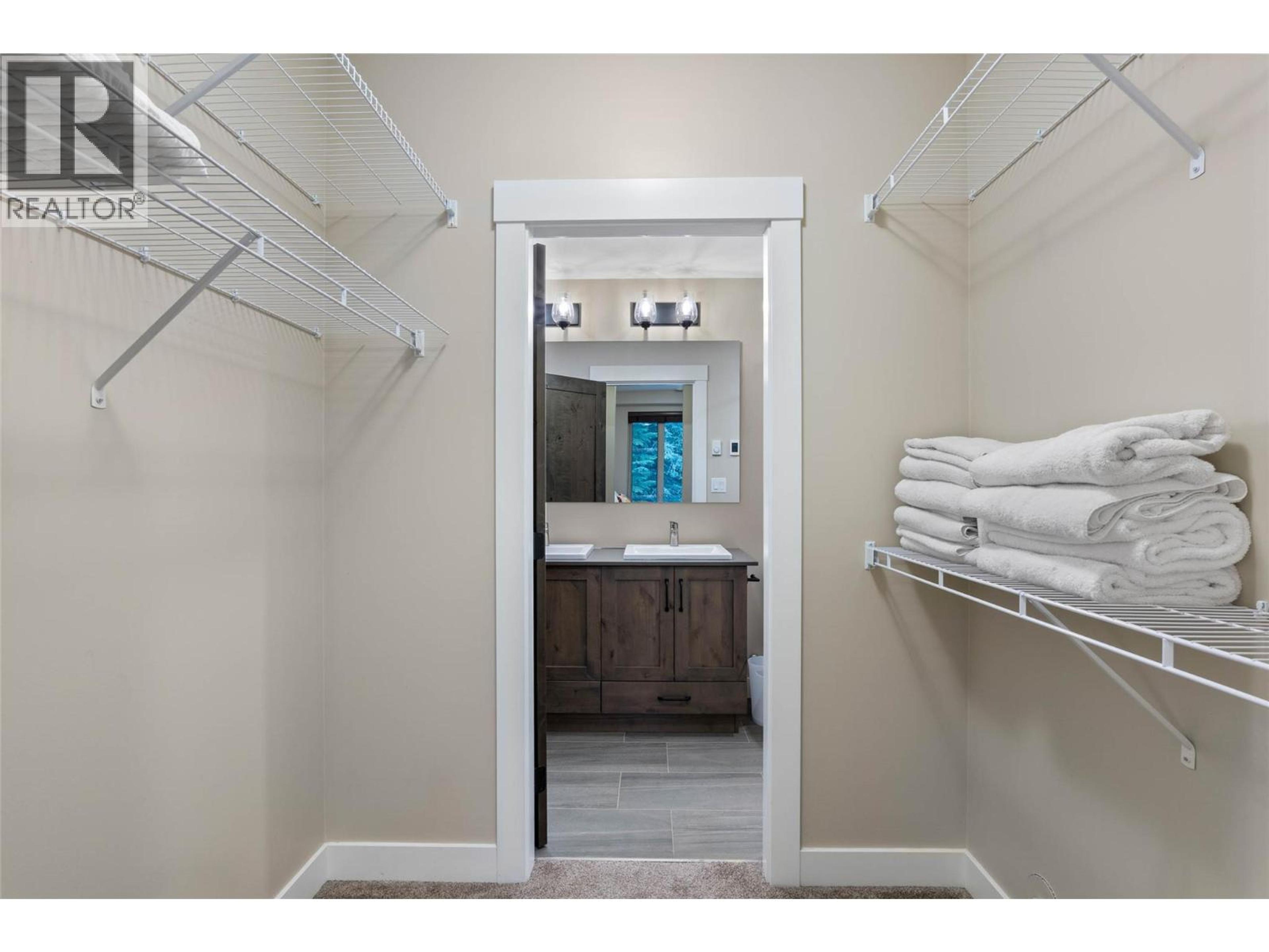 #5 5050 VALLEY DRIVE - 10