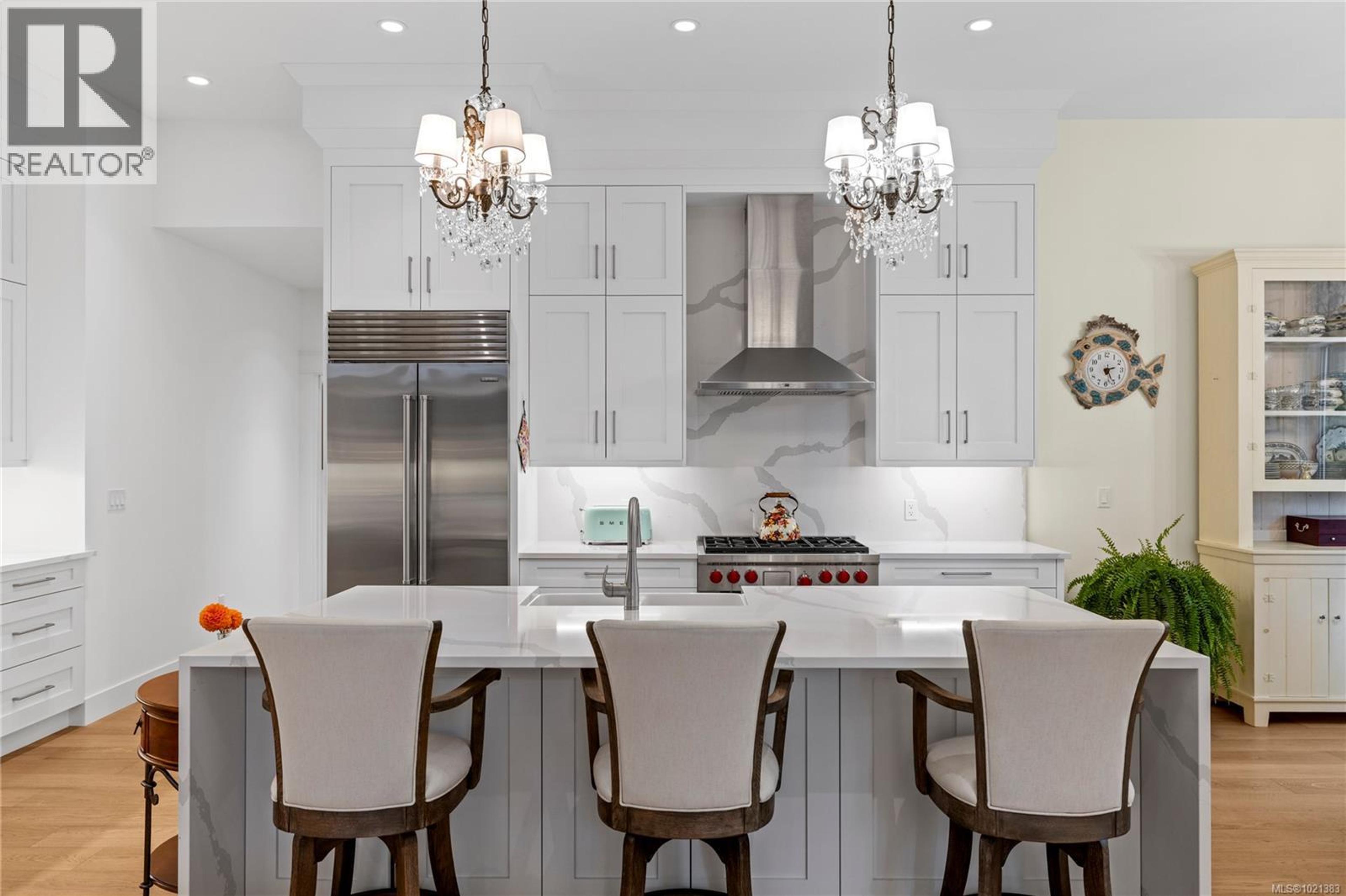 1353 PARKHURST PL - Image 2