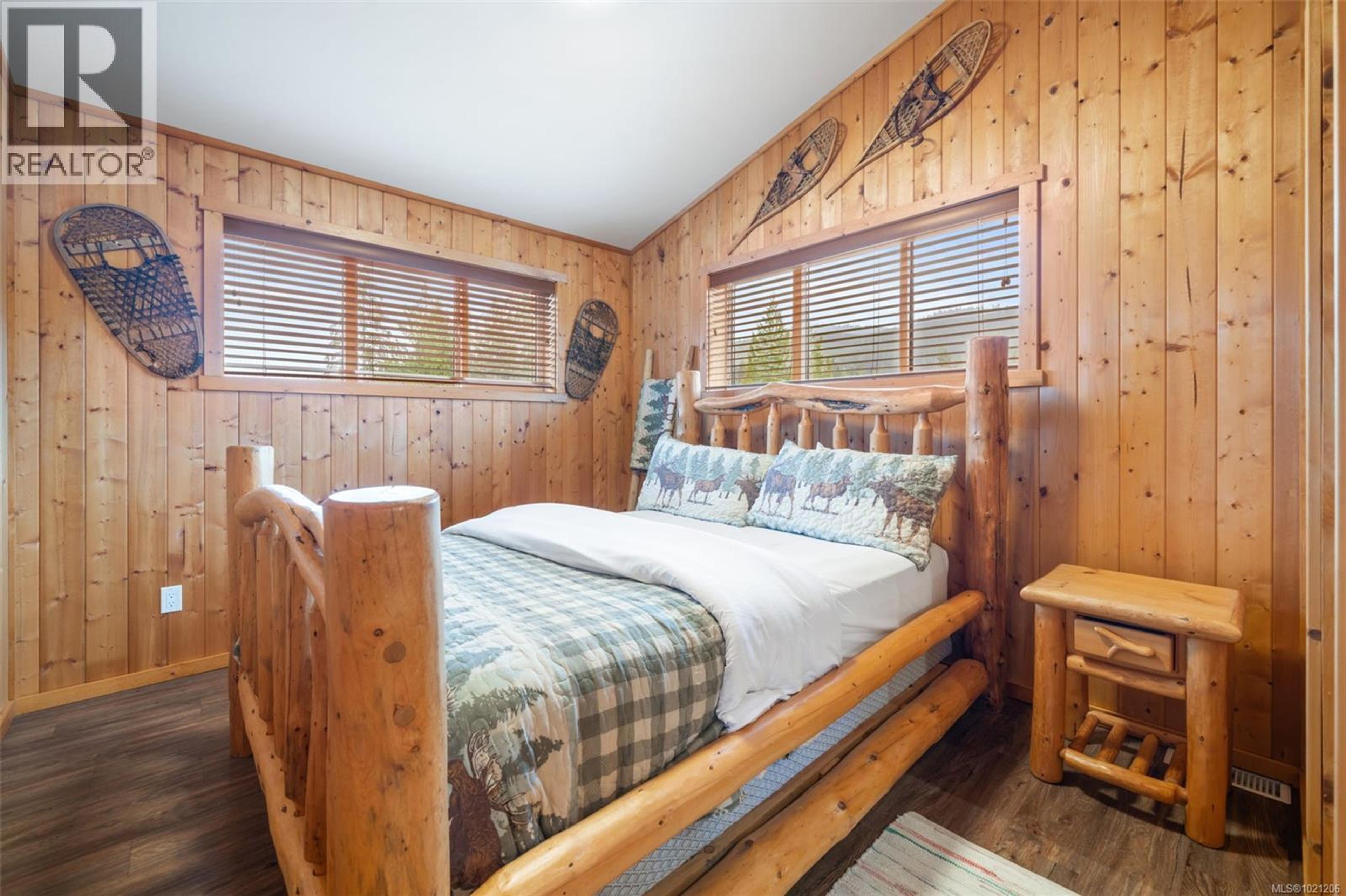 #221 6596 BAIRD RD - 18