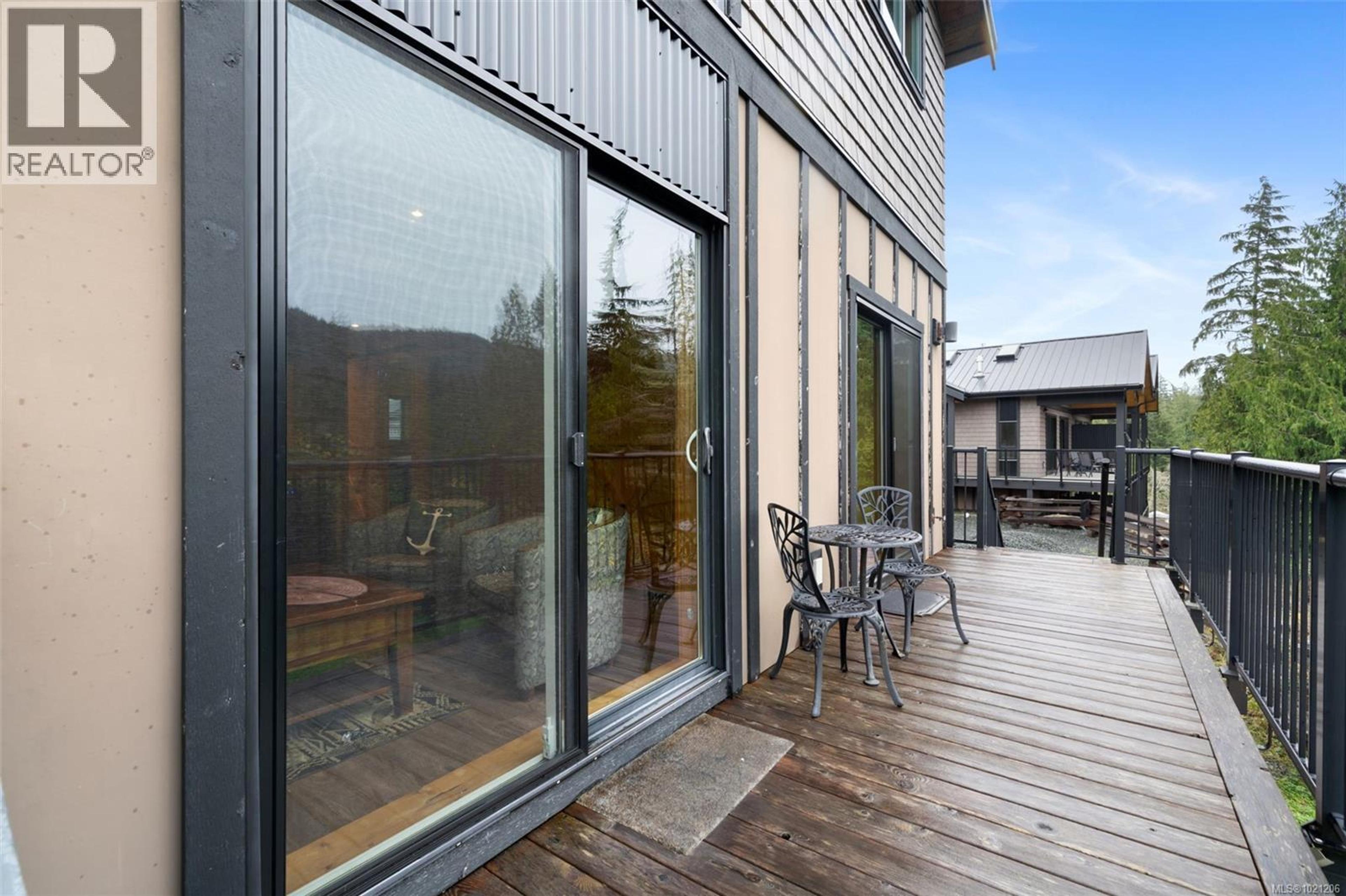 #221 6596 BAIRD RD - 23