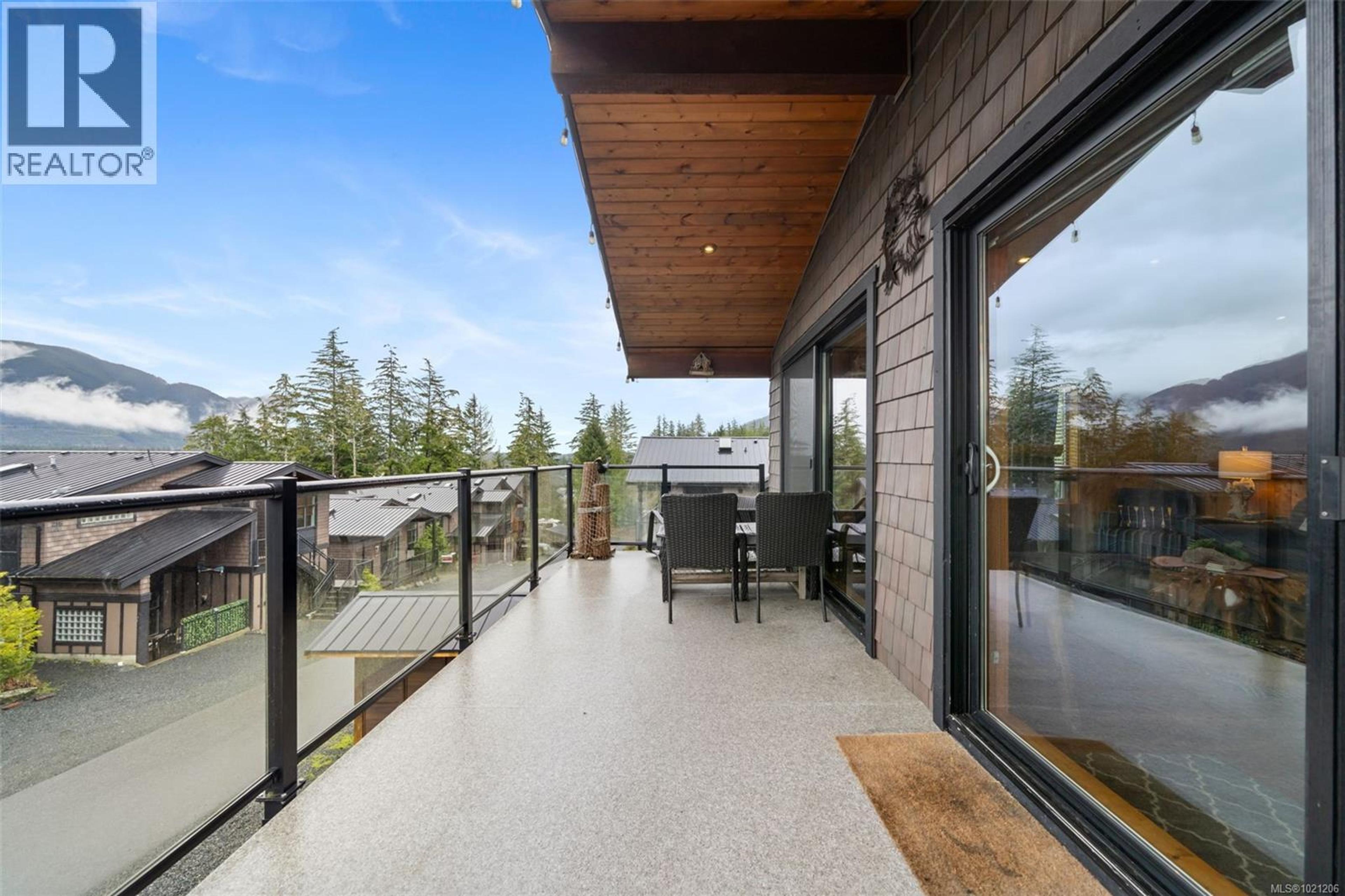 #221 6596 BAIRD RD - 10