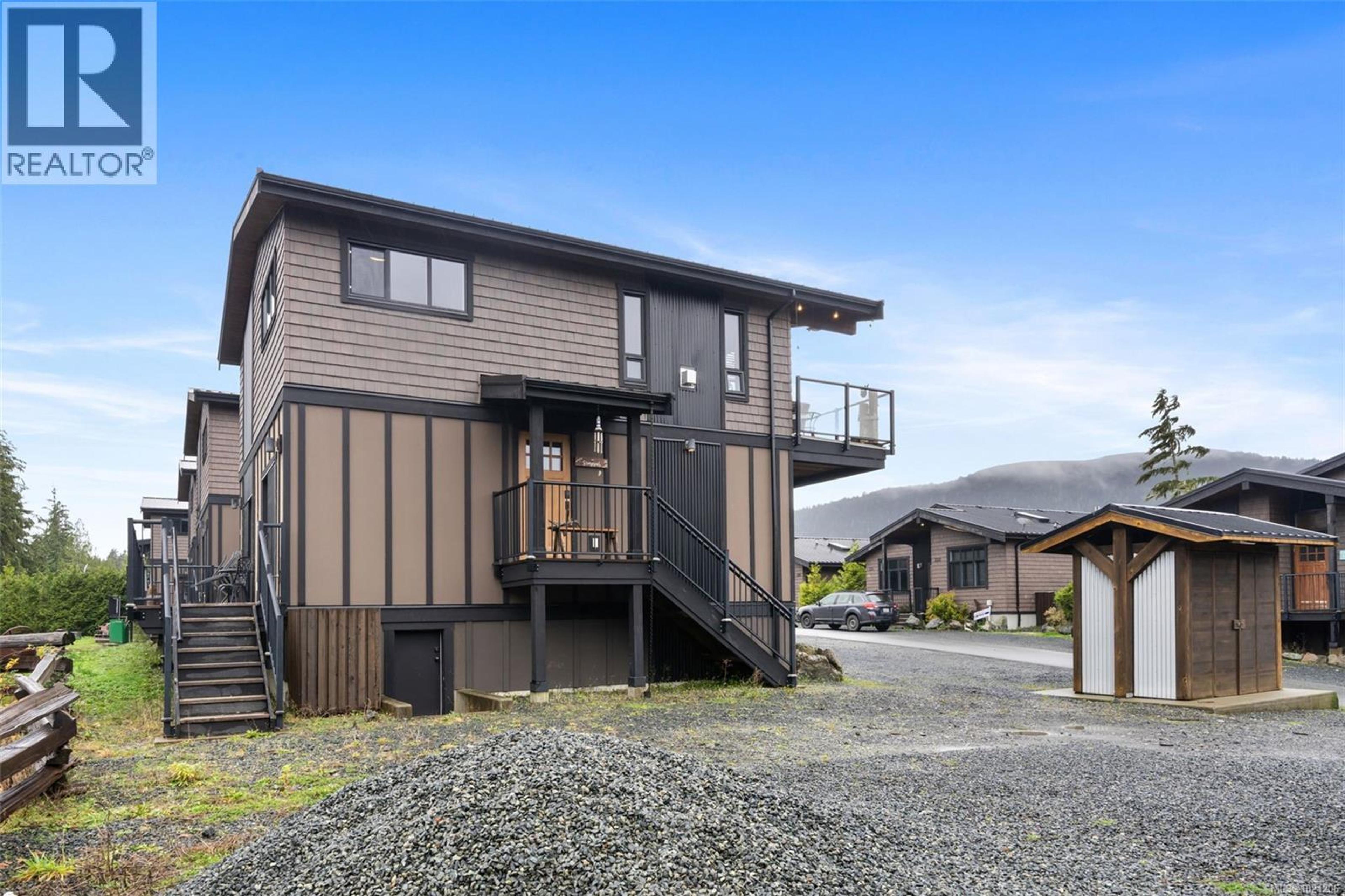 #221 6596 BAIRD RD - 32