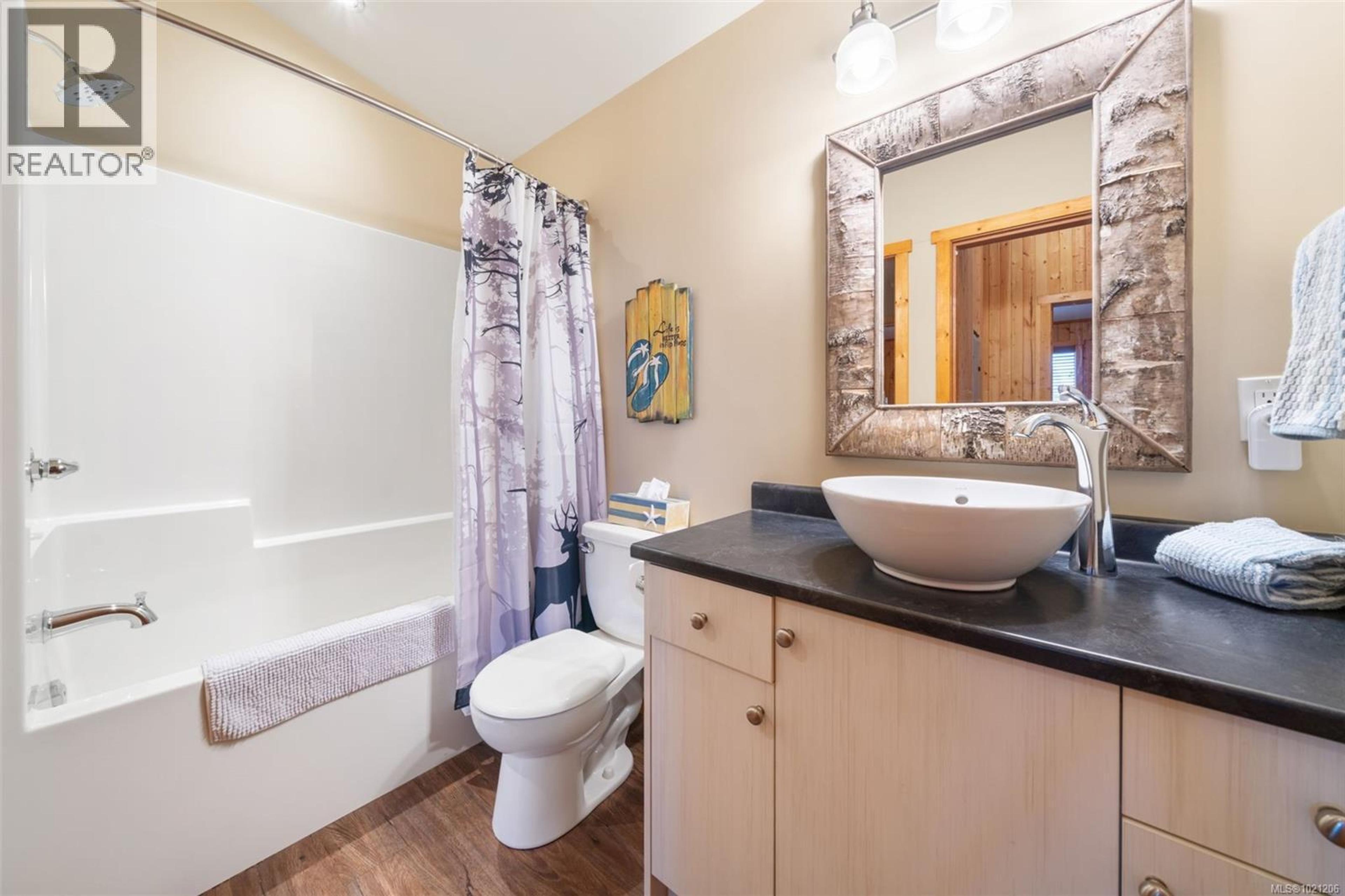 #221 6596 BAIRD RD - 20