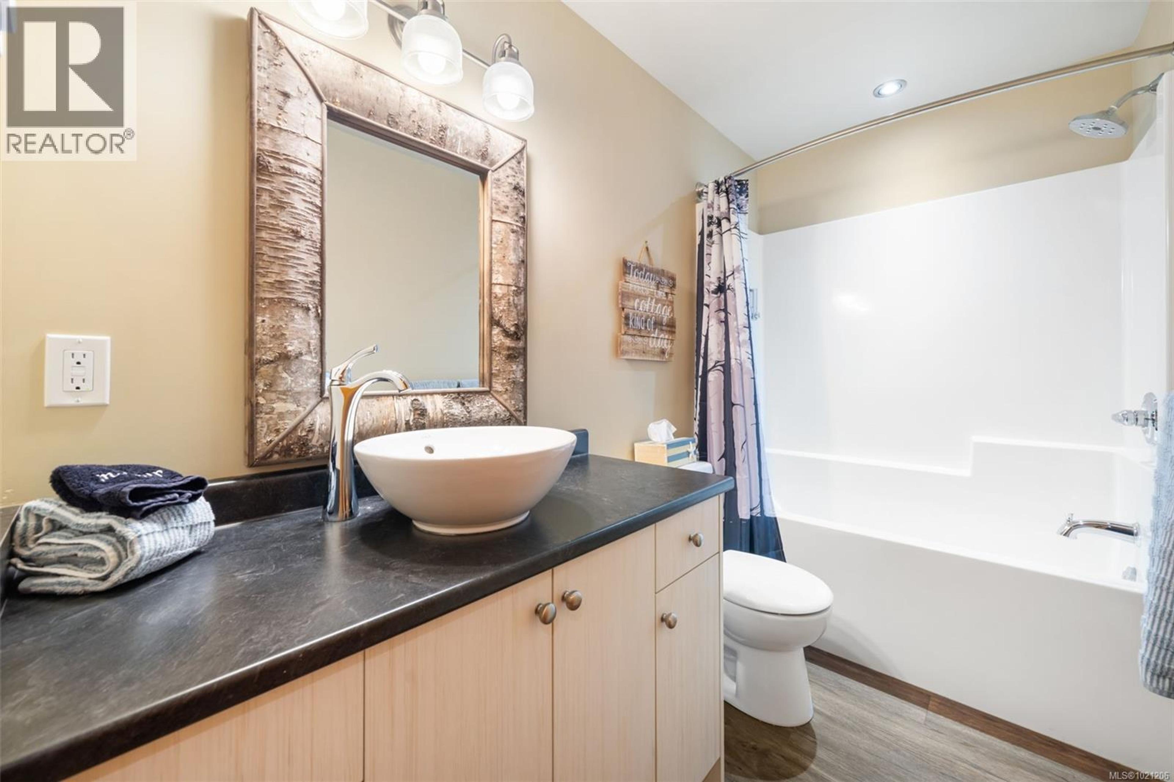 #221 6596 BAIRD RD - 29