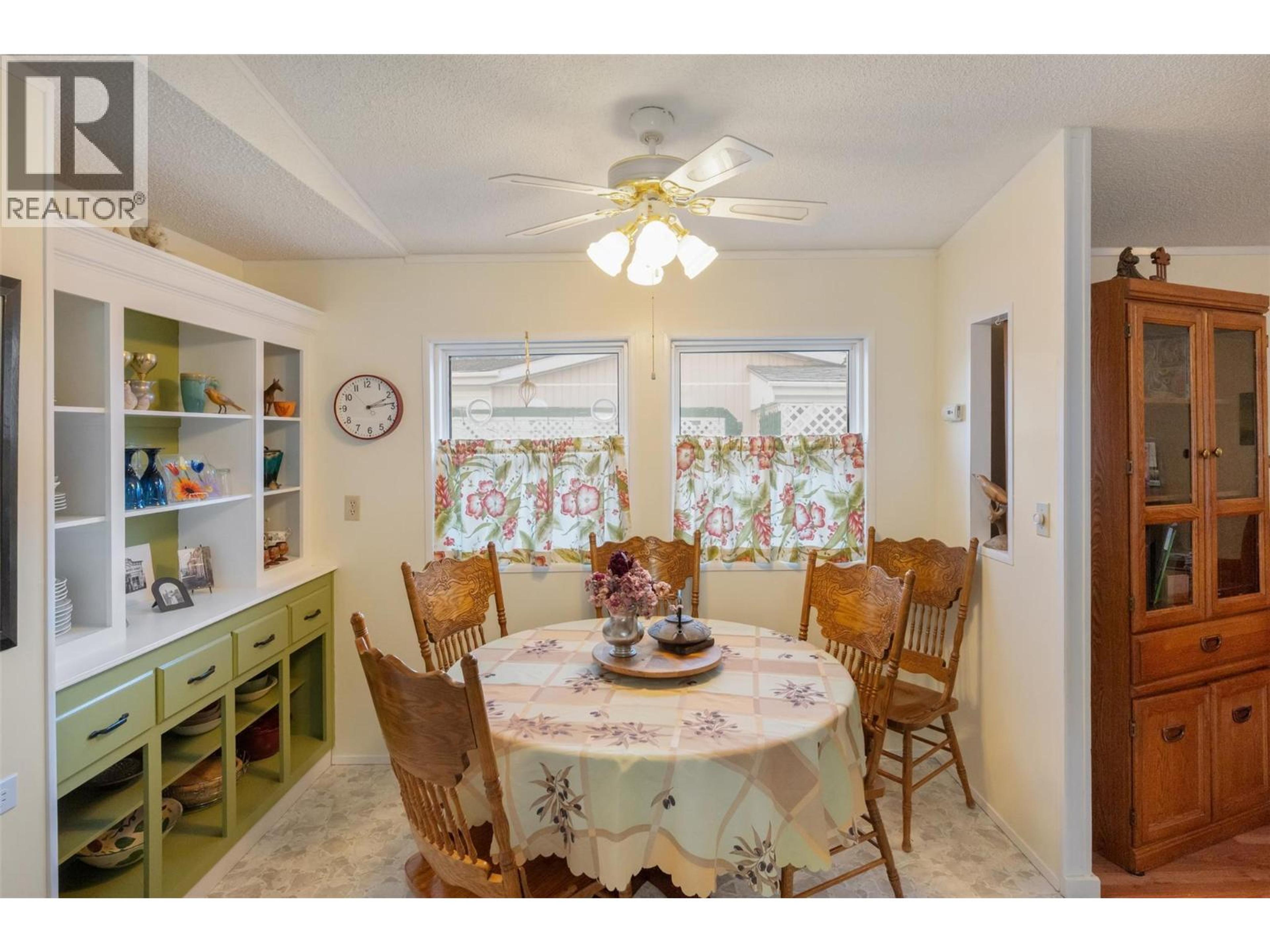 #125 914 BLAKEBOROUGH AVENUE - 12