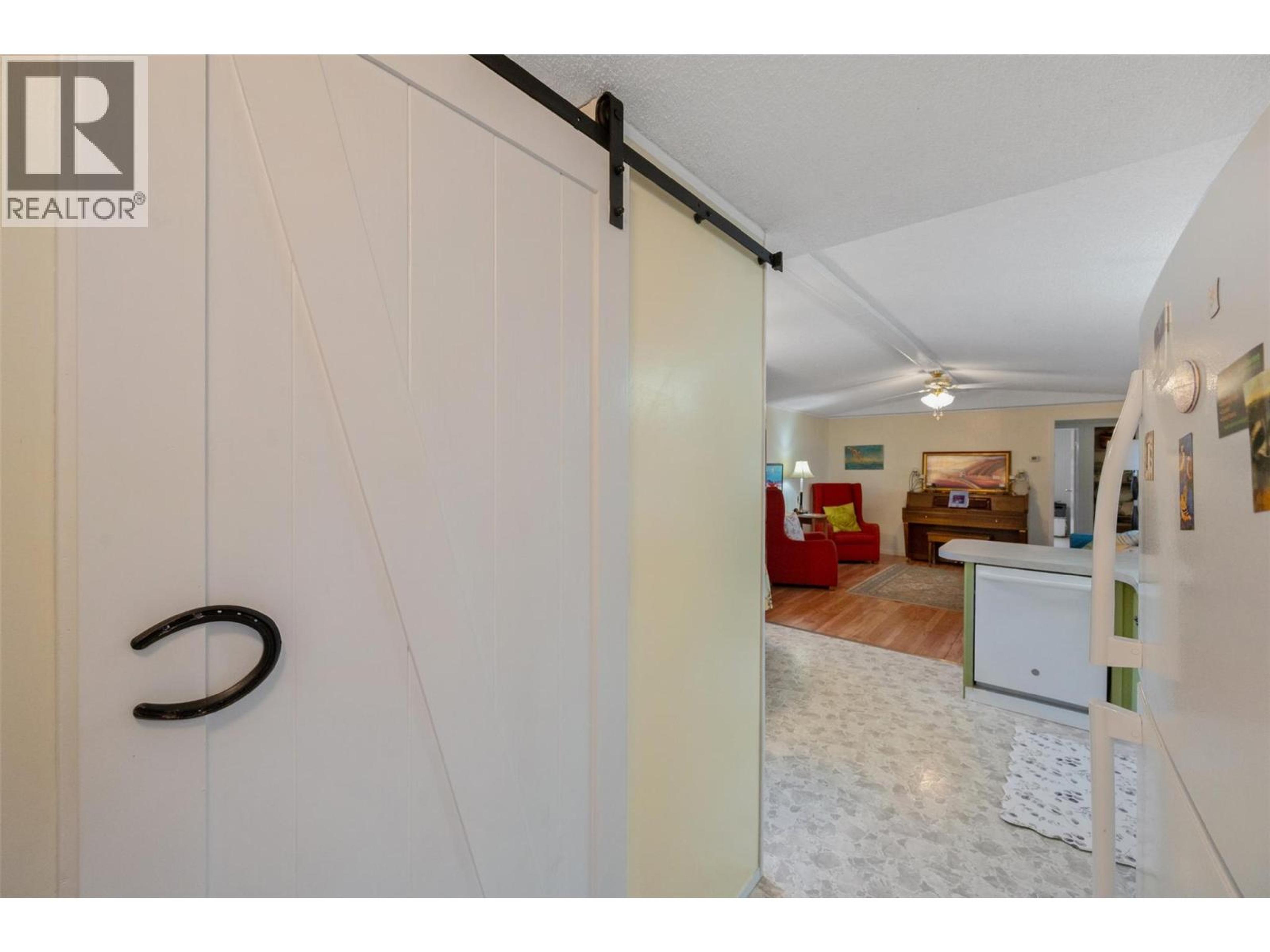 #125 914 BLAKEBOROUGH AVENUE - 20