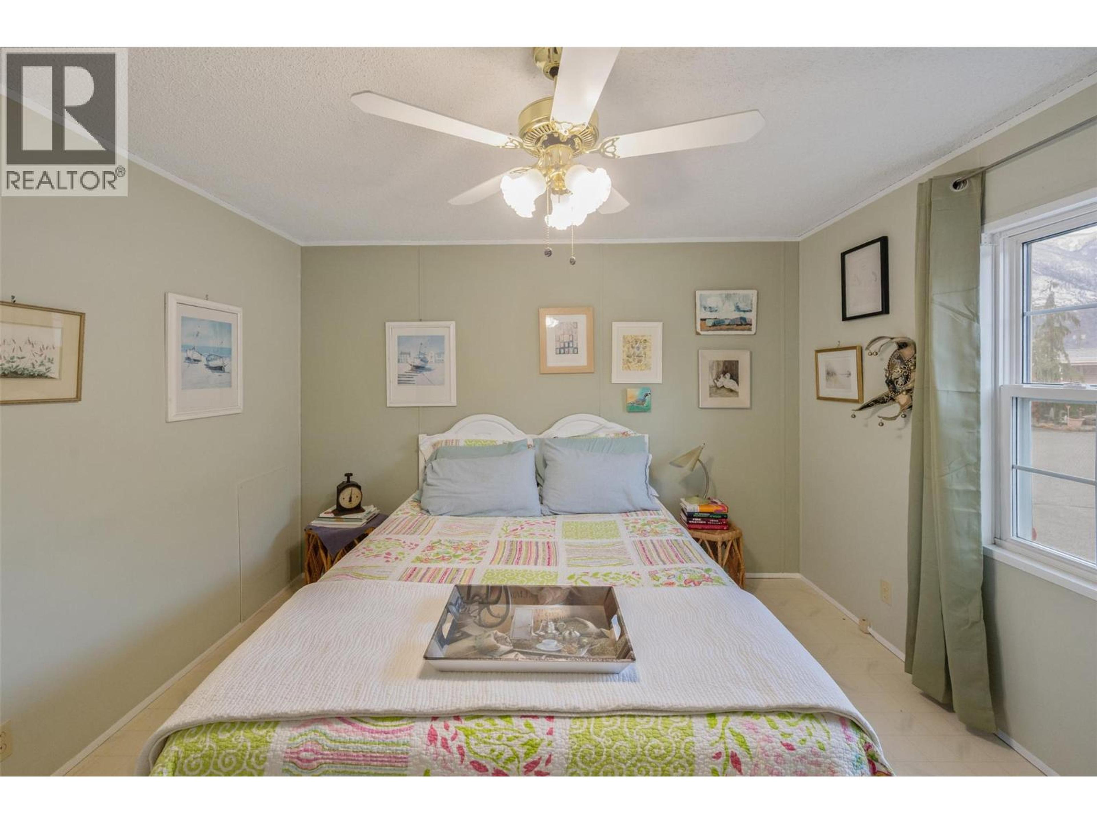 #125 914 BLAKEBOROUGH AVENUE - 27