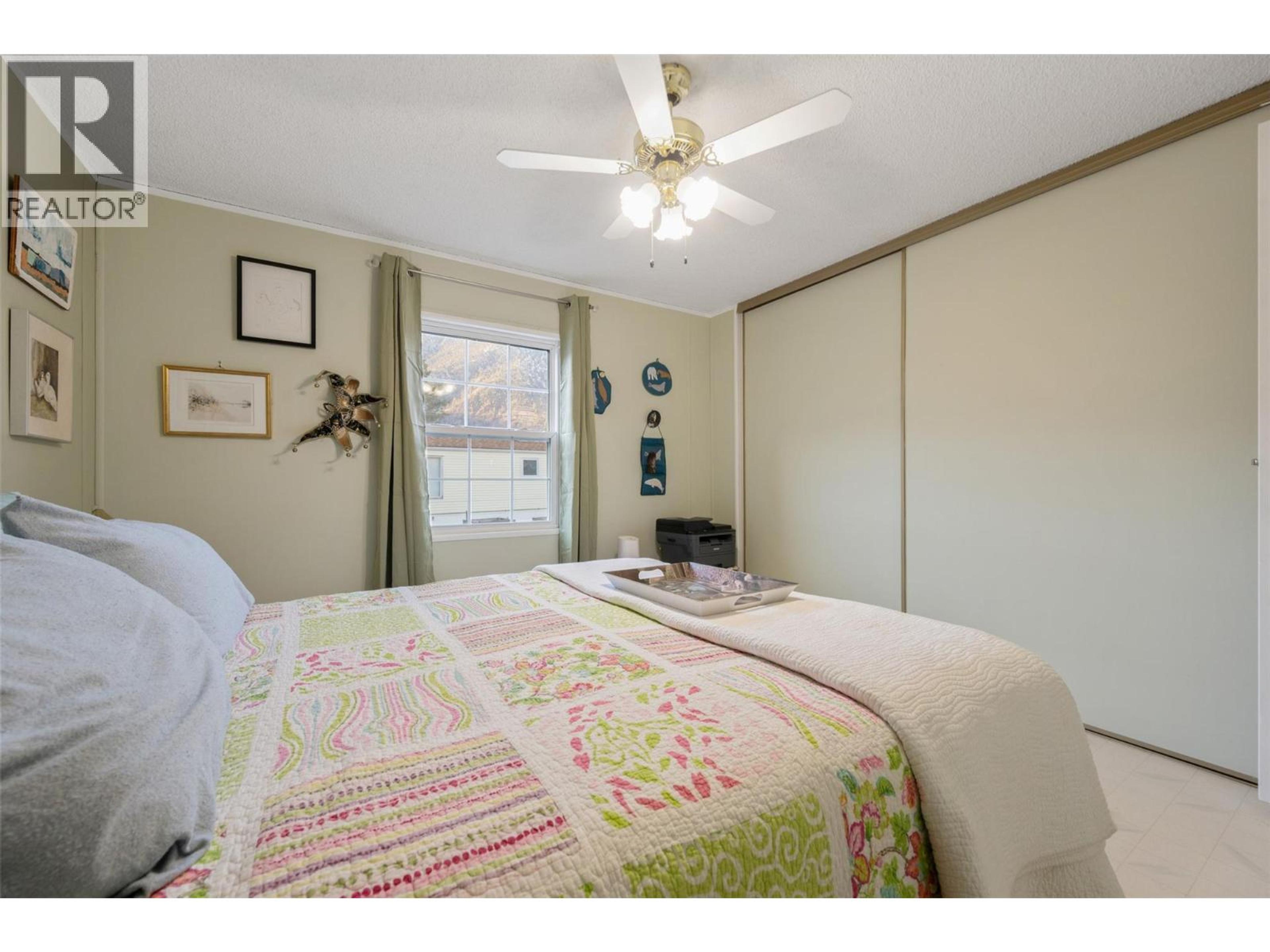 #125 914 BLAKEBOROUGH AVENUE - 28