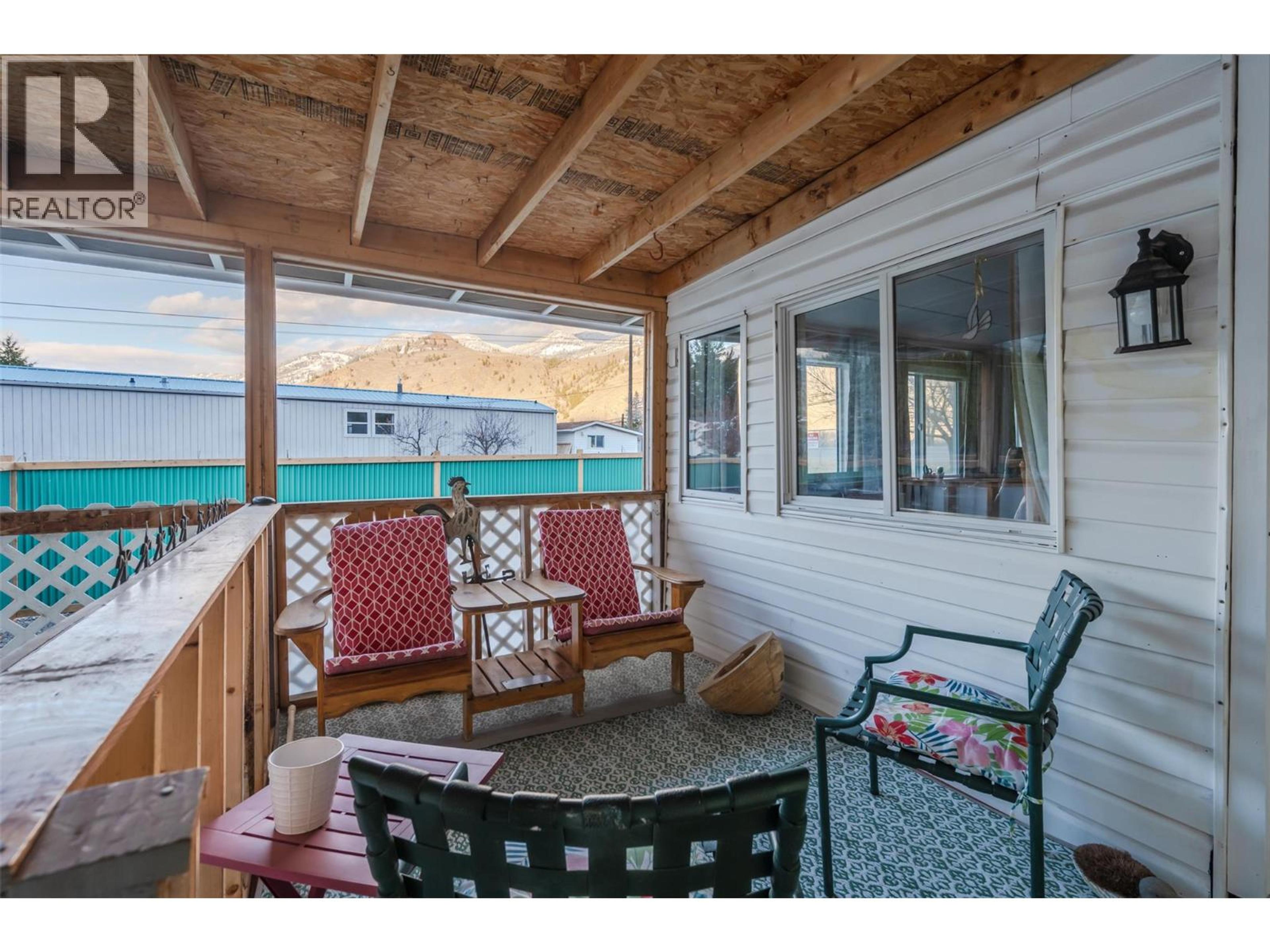 #125 914 BLAKEBOROUGH AVENUE - 36