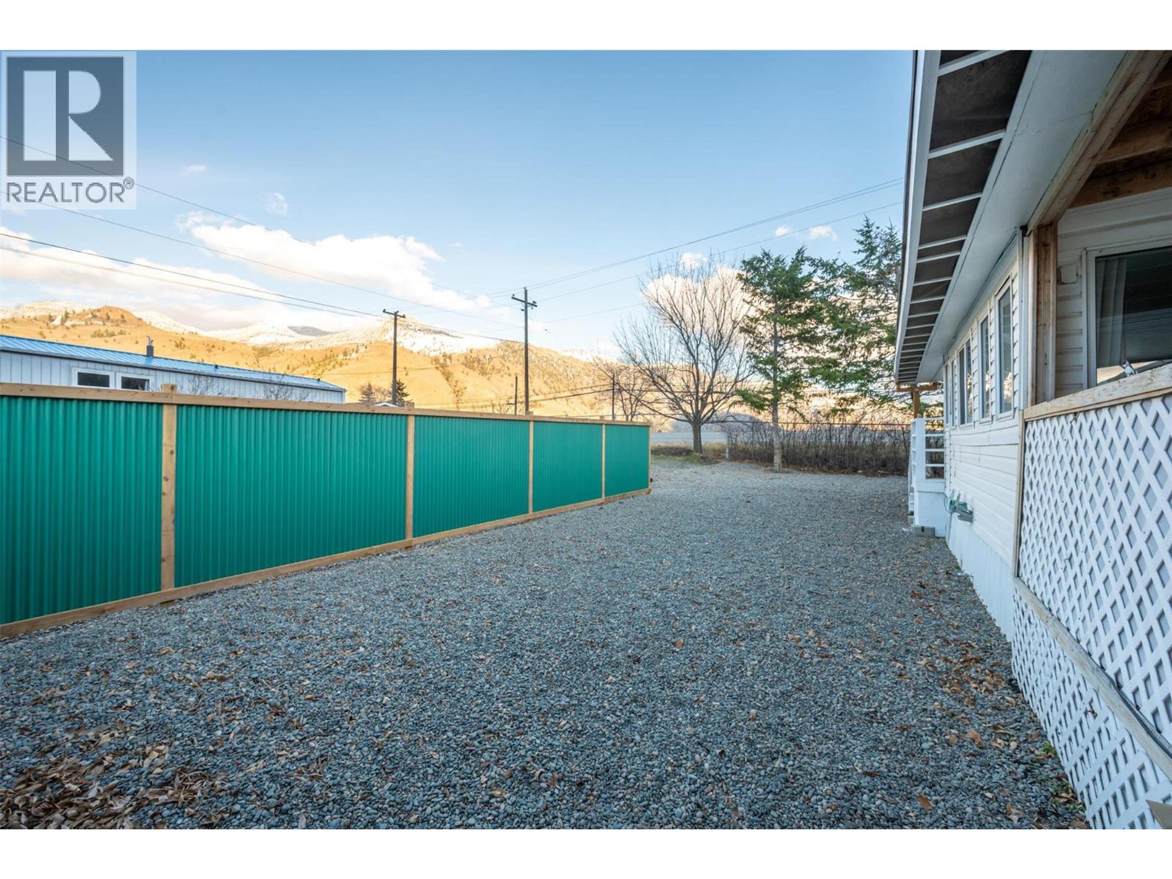 #125 914 BLAKEBOROUGH AVENUE - 38