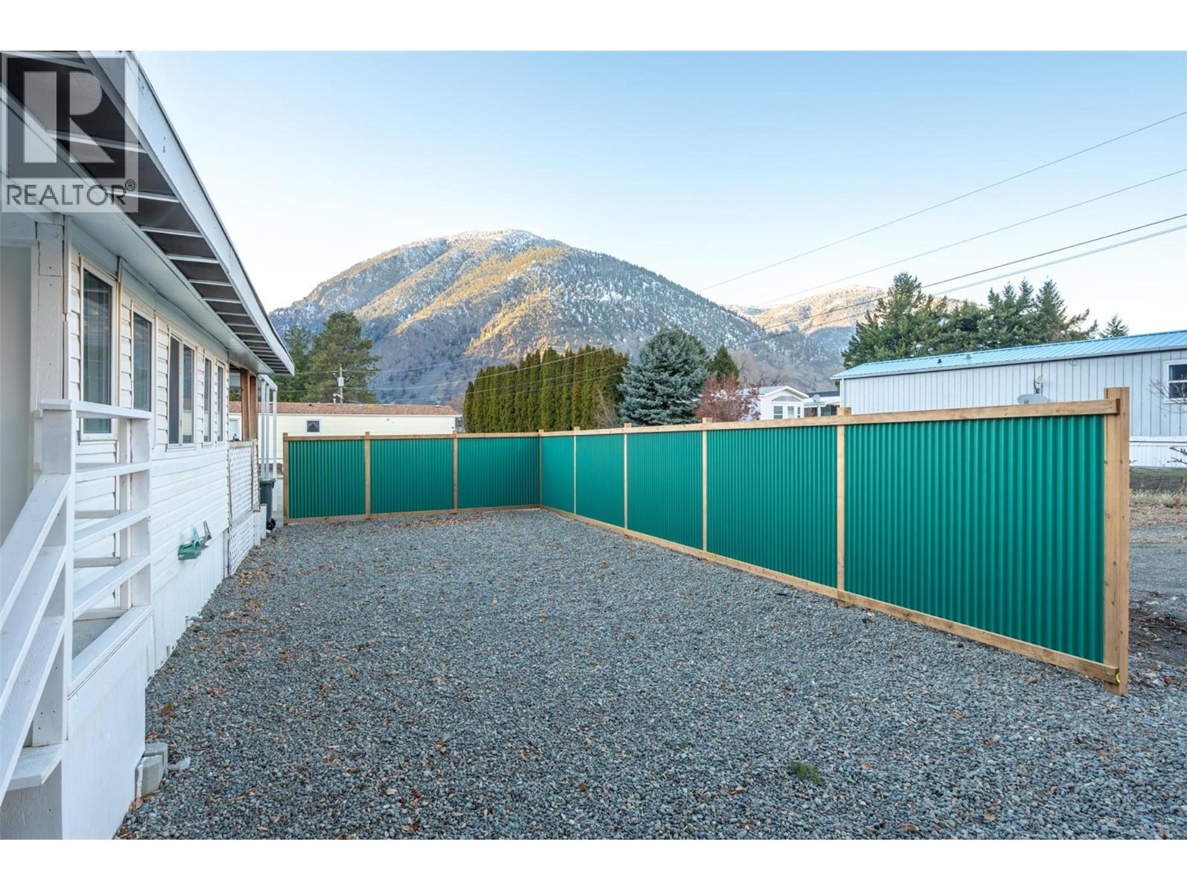 #125 914 BLAKEBOROUGH AVENUE - 42