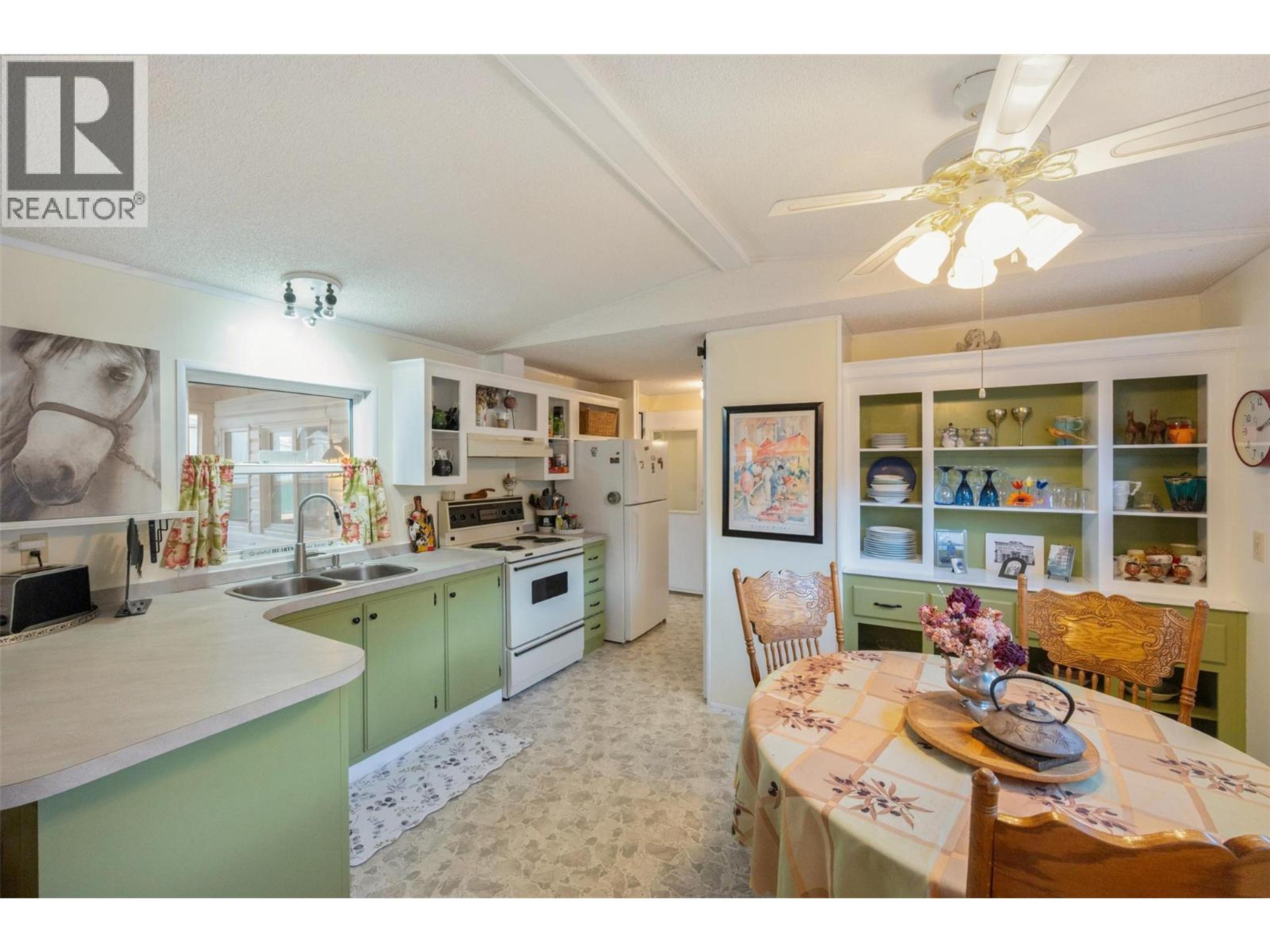 #125 914 BLAKEBOROUGH AVENUE - 8